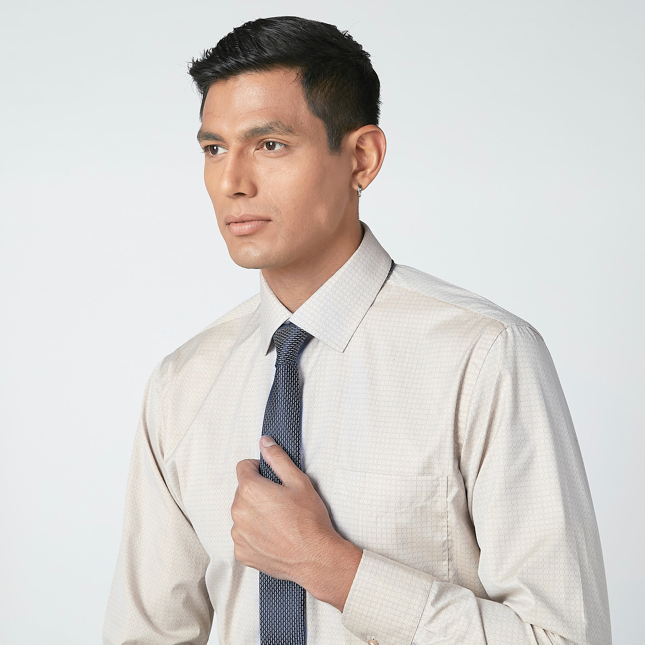 ربطة عنق عادية بارزة الملمس-men-tiesandcufflinks-pocketsquares-image-3