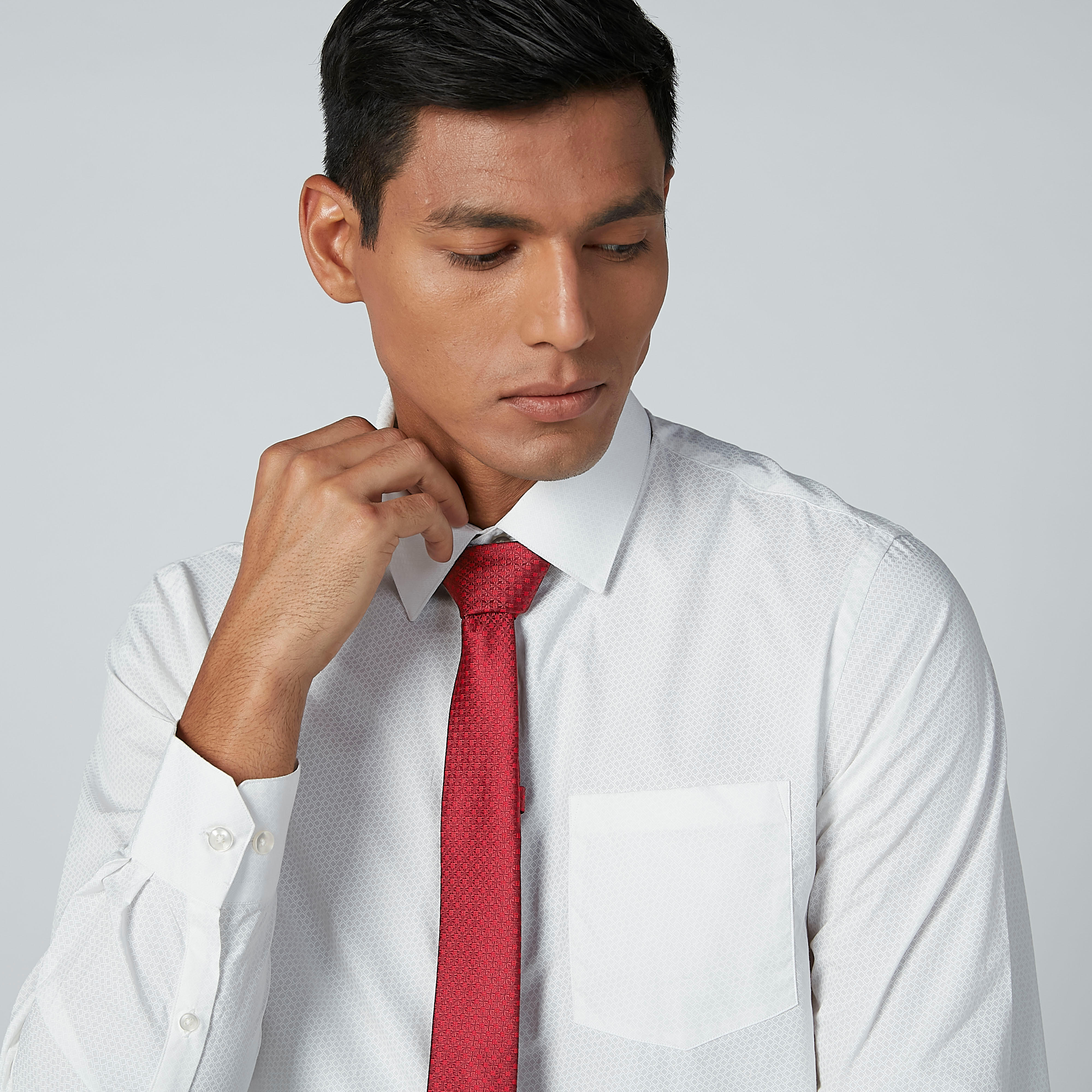 ربطة عنق عادية بارزة الملمس-men-tiesandcufflinks-pocketsquares-image-2