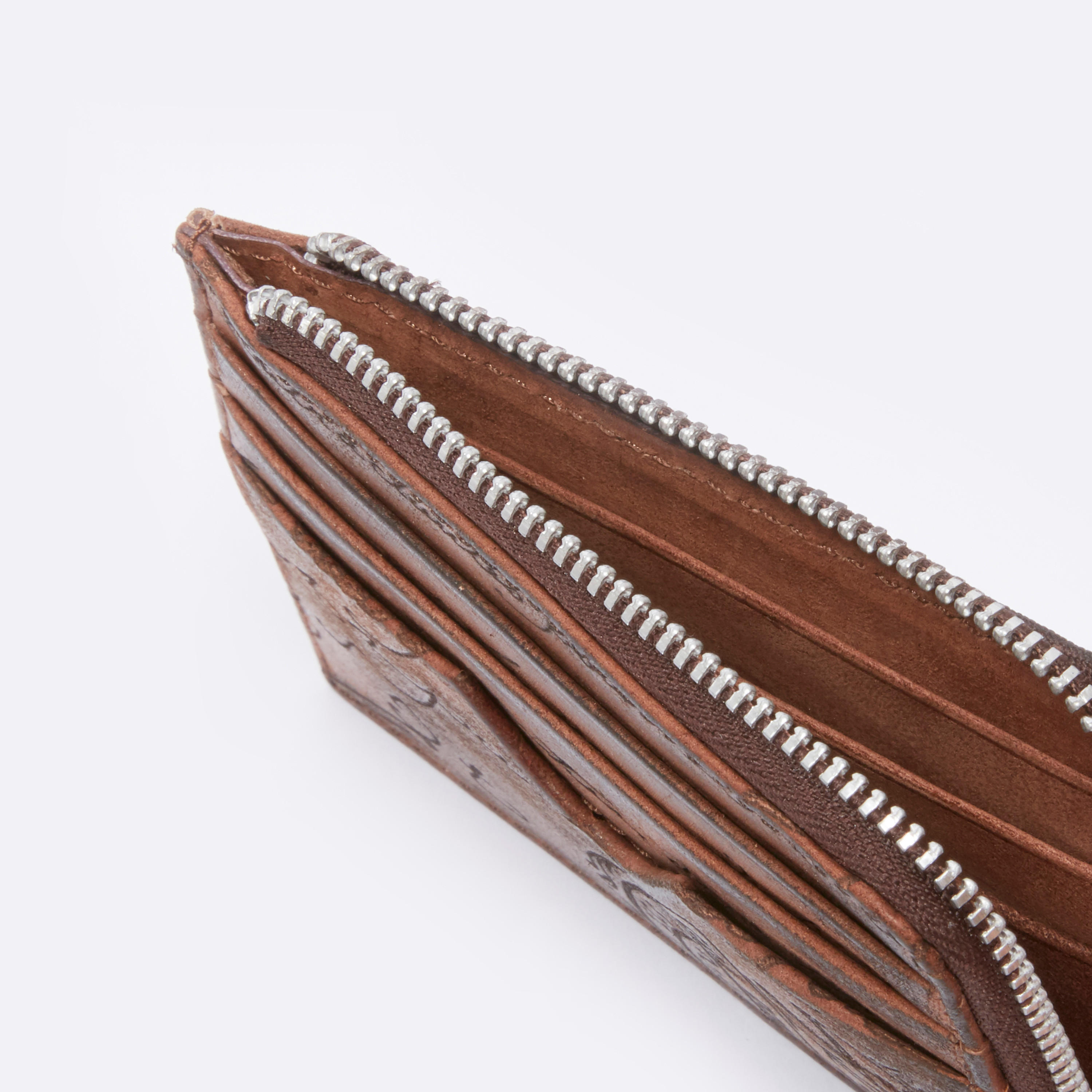 محفظة بارزة الملمس بسحّاب إغلاق-men-beltsandwallets-wallets-image-3