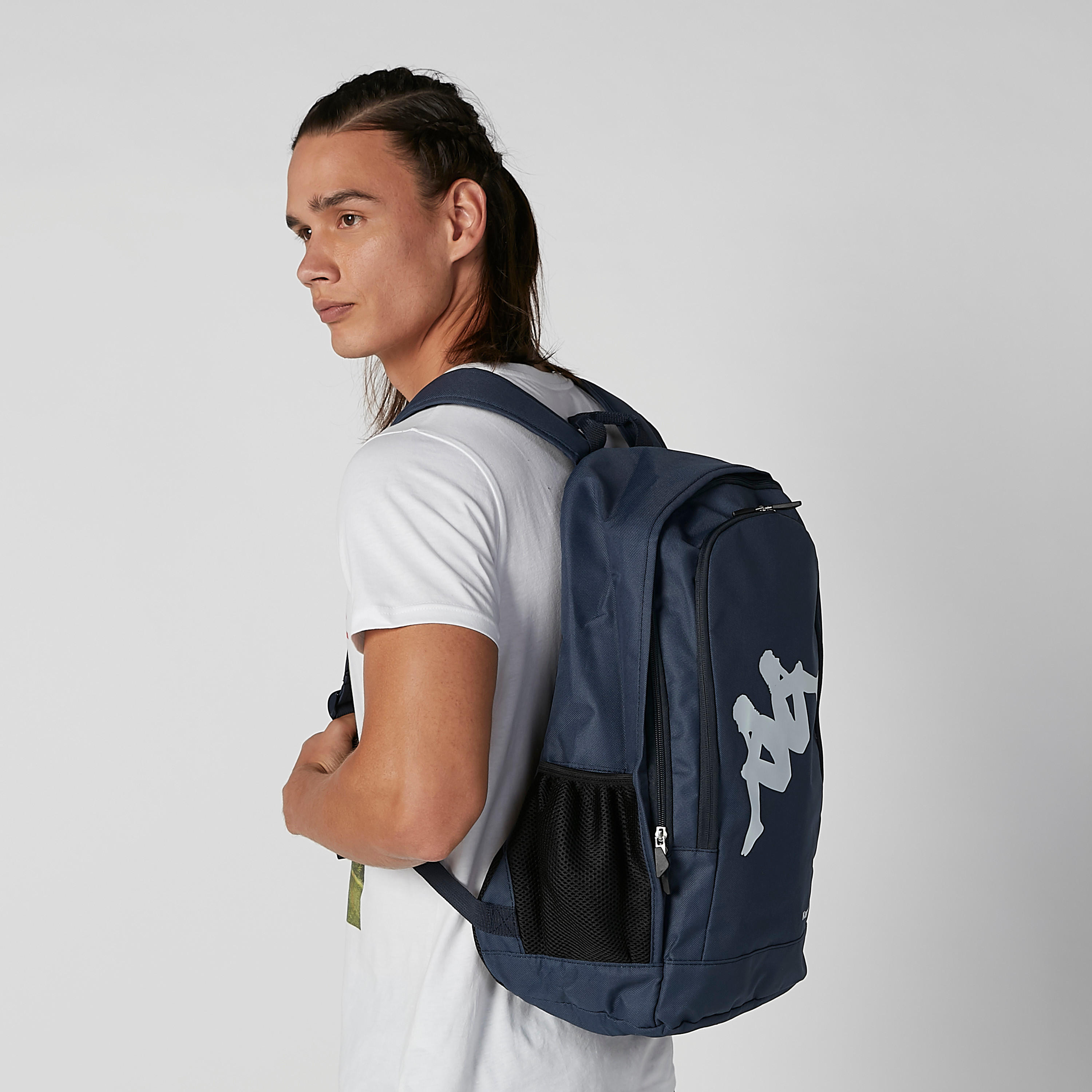شنطة ظهر بسحّاب إغلاق وحمّالات كتف قابلة للتعديل وطبعات من كابا-men-bags-image-2