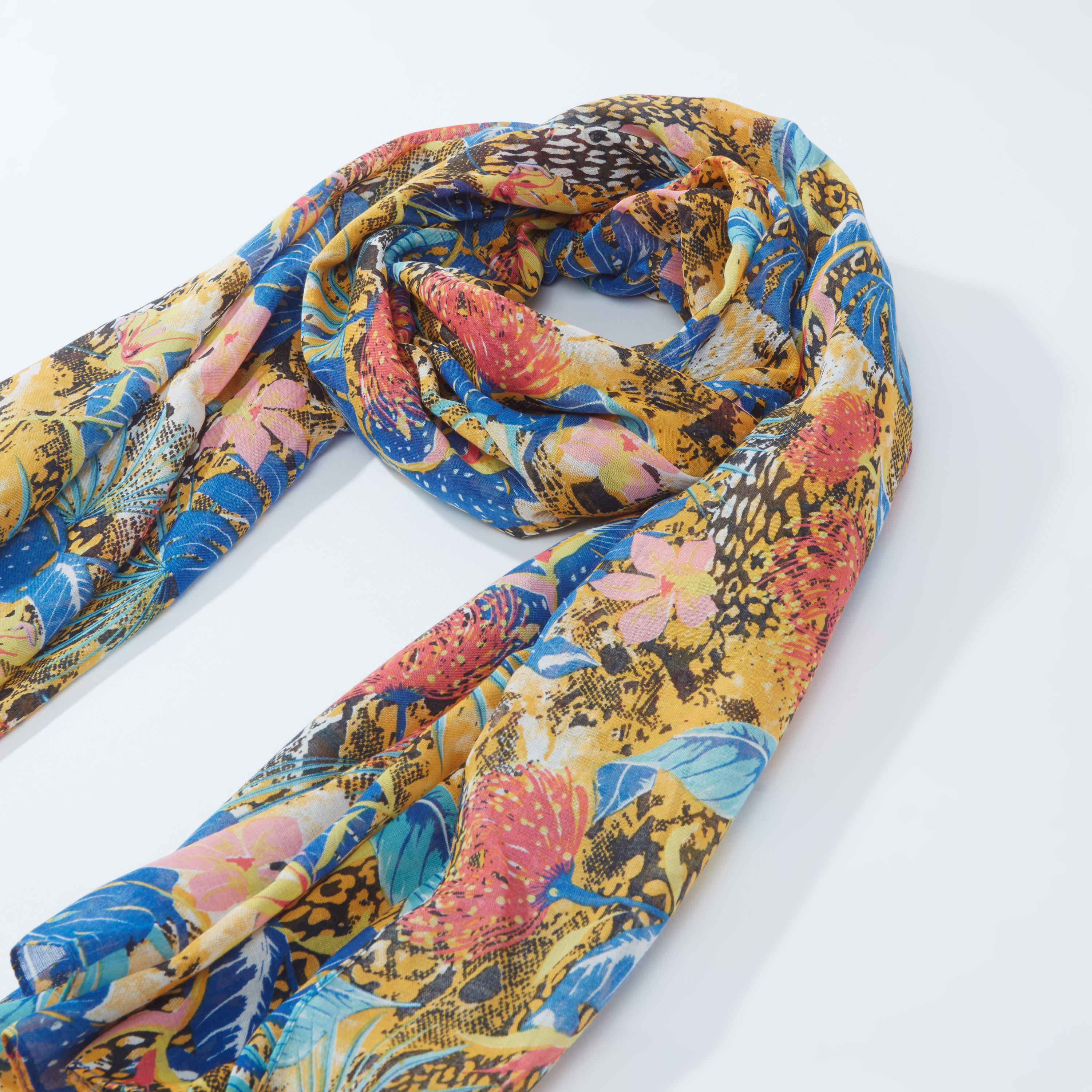 وشاح بطبعات زهرية-women-clothingaccessories-scarves-image-3