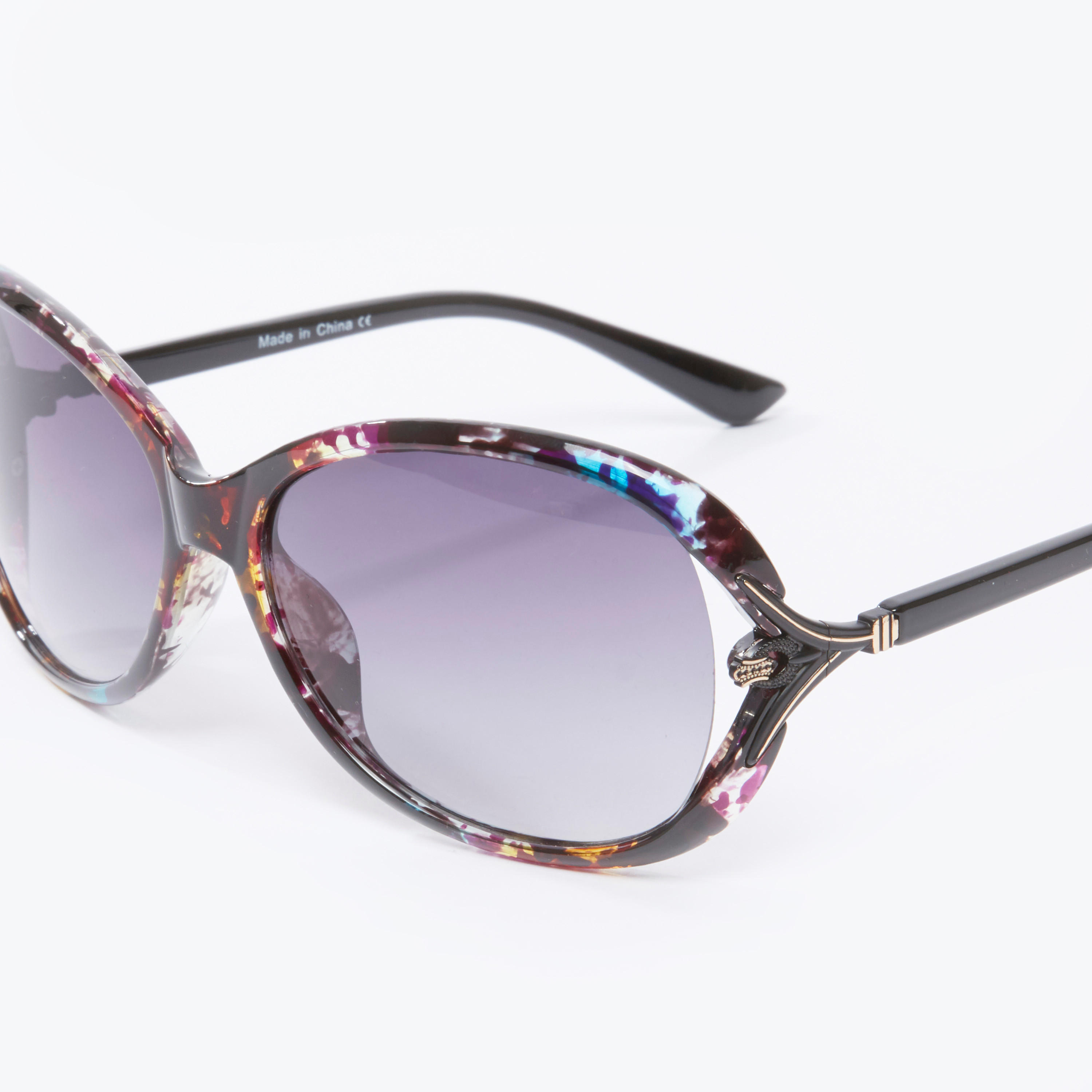 نظارة شمسية بإطار كامل ووسادات أنف وطبعات-women-sunglasses-image-3