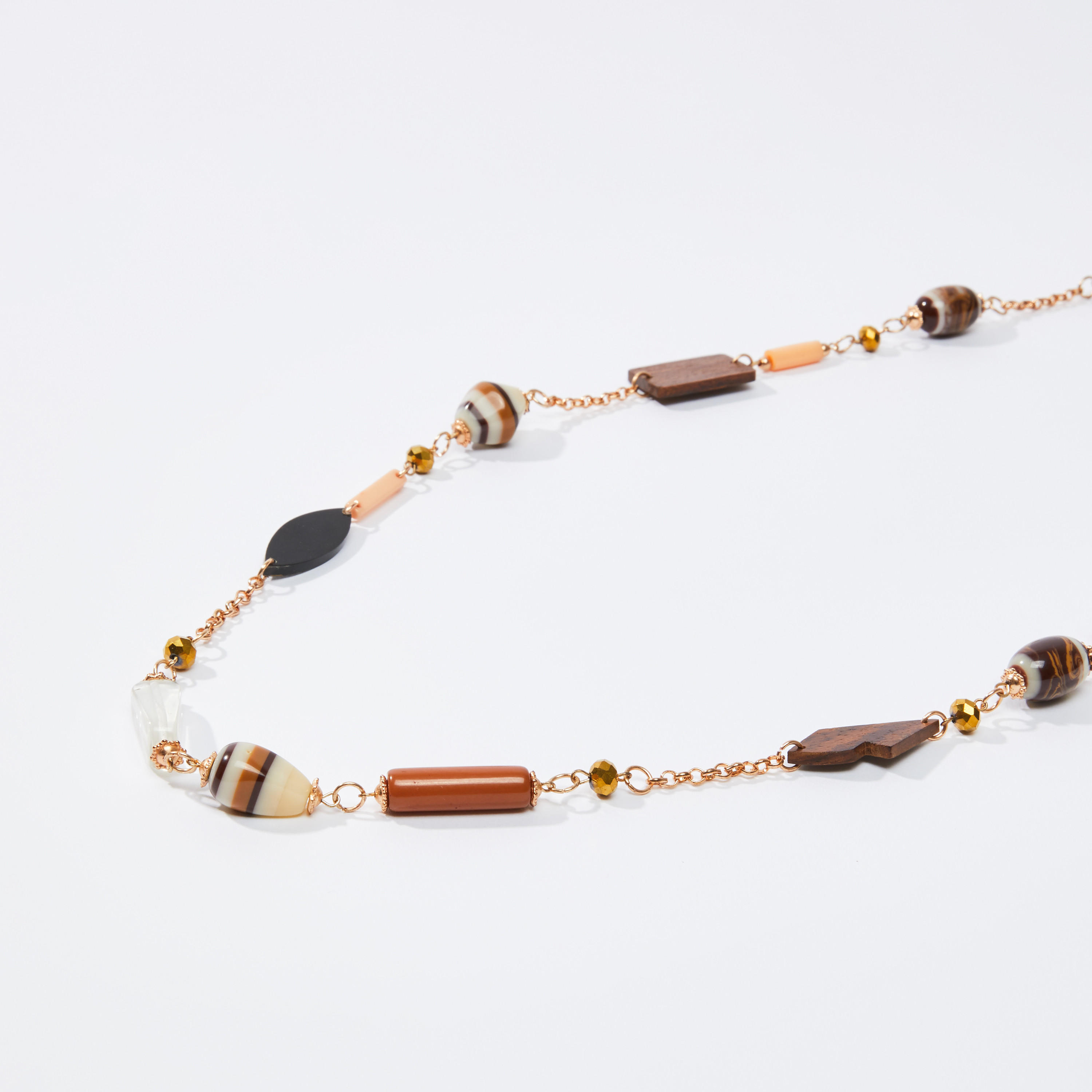 قلادة مزيّنة بالخرز بمشبك للإغلاق-women-watchesandjewellery-jewellery-necklacesandpendants-image-1