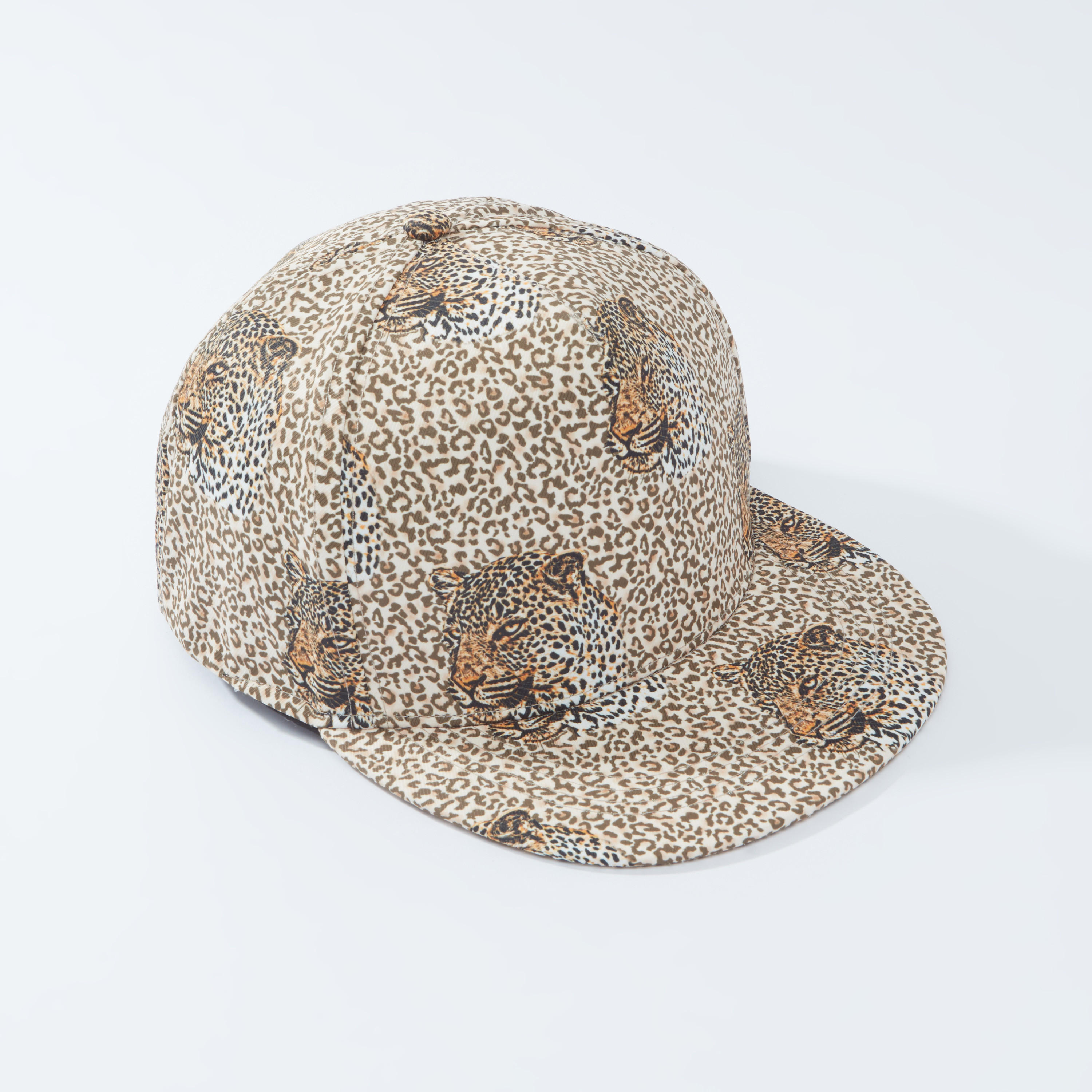 قبعة كاب بزر إغلاق وطبعات حيوانات-women-clothingaccessories-capsandhats-image-1