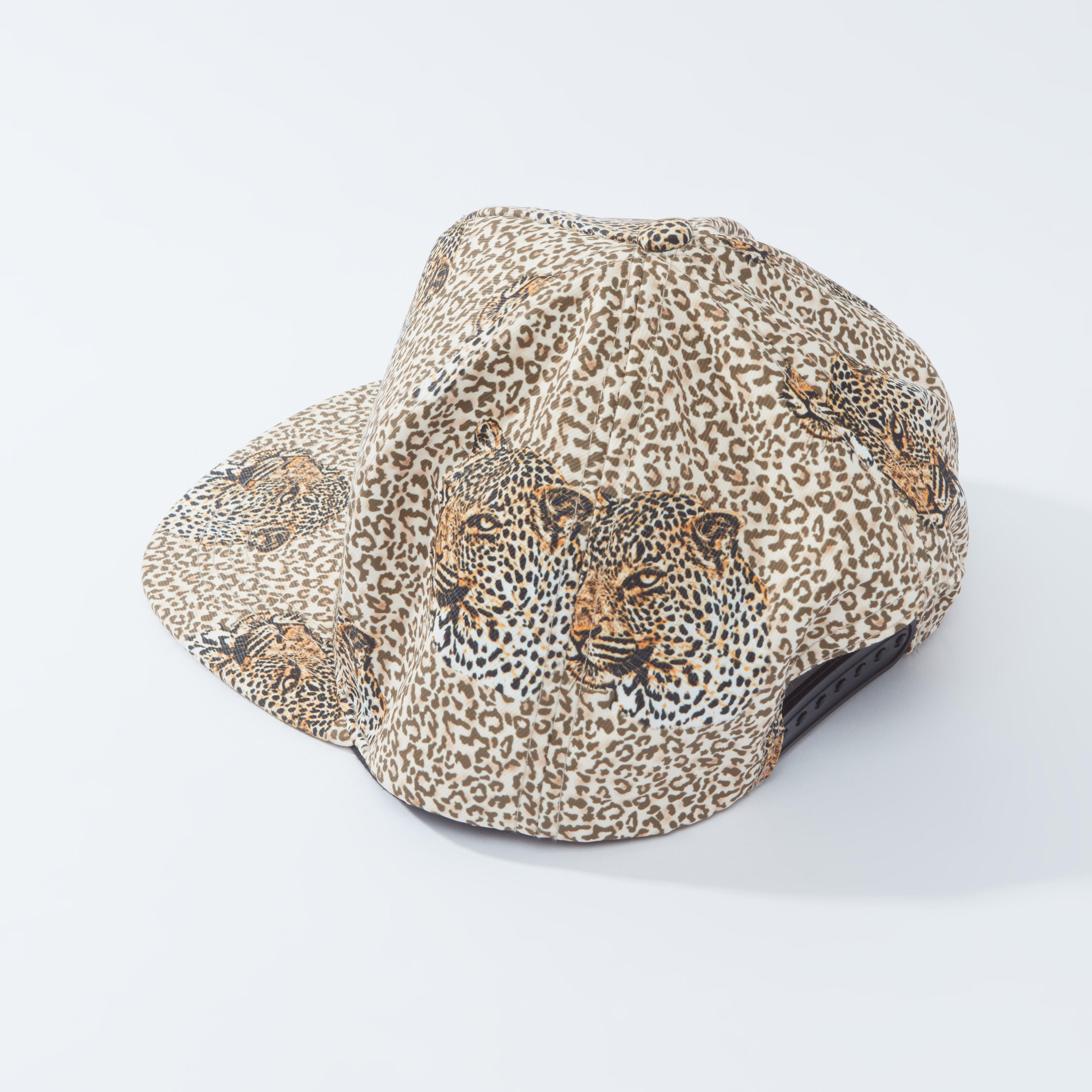 قبعة كاب بزر إغلاق وطبعات حيوانات-women-clothingaccessories-capsandhats-image-3