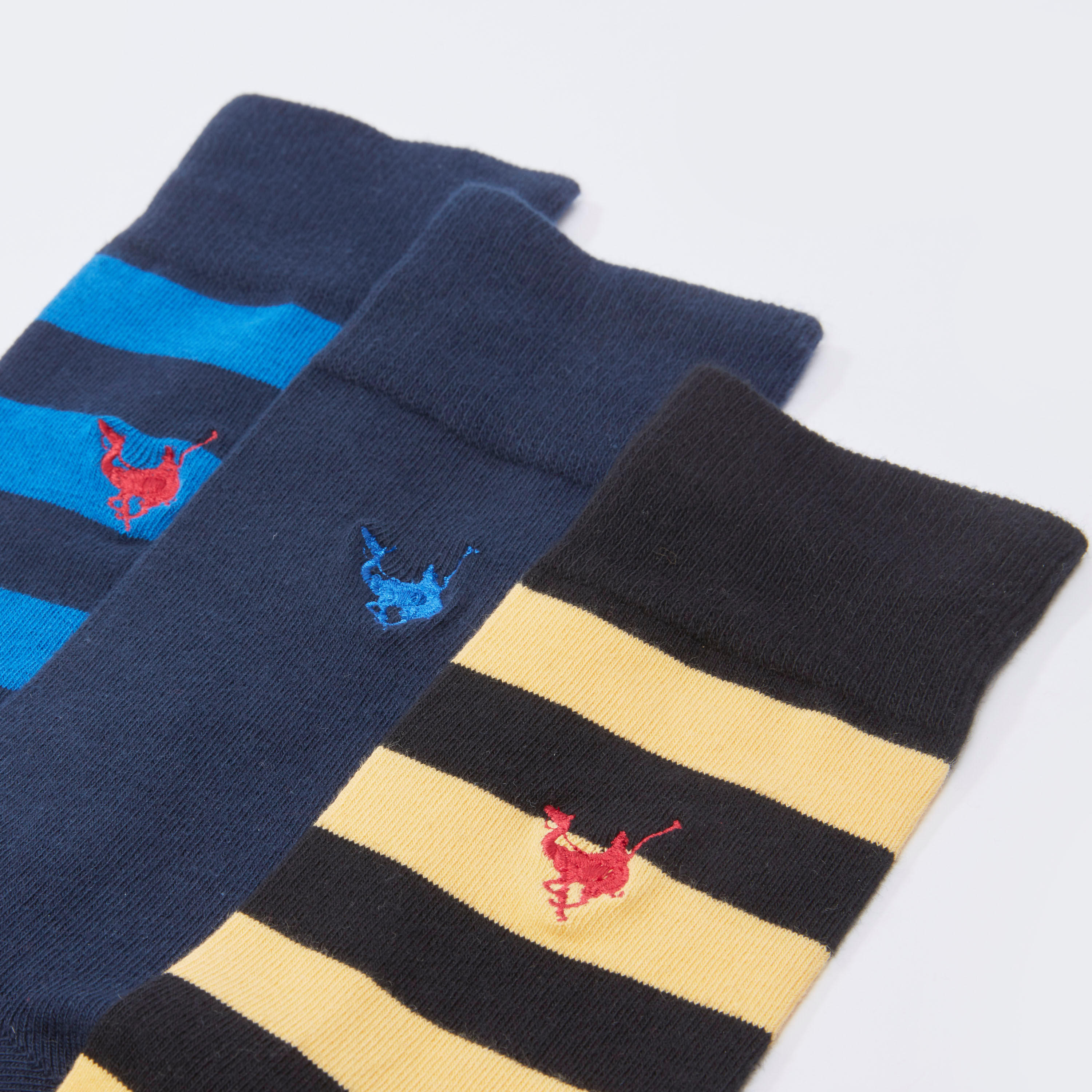 جوارب متنوعة متوسطة الطول بأساور مطّاطية - طقم من 3 أزواج-men-socks-image-2