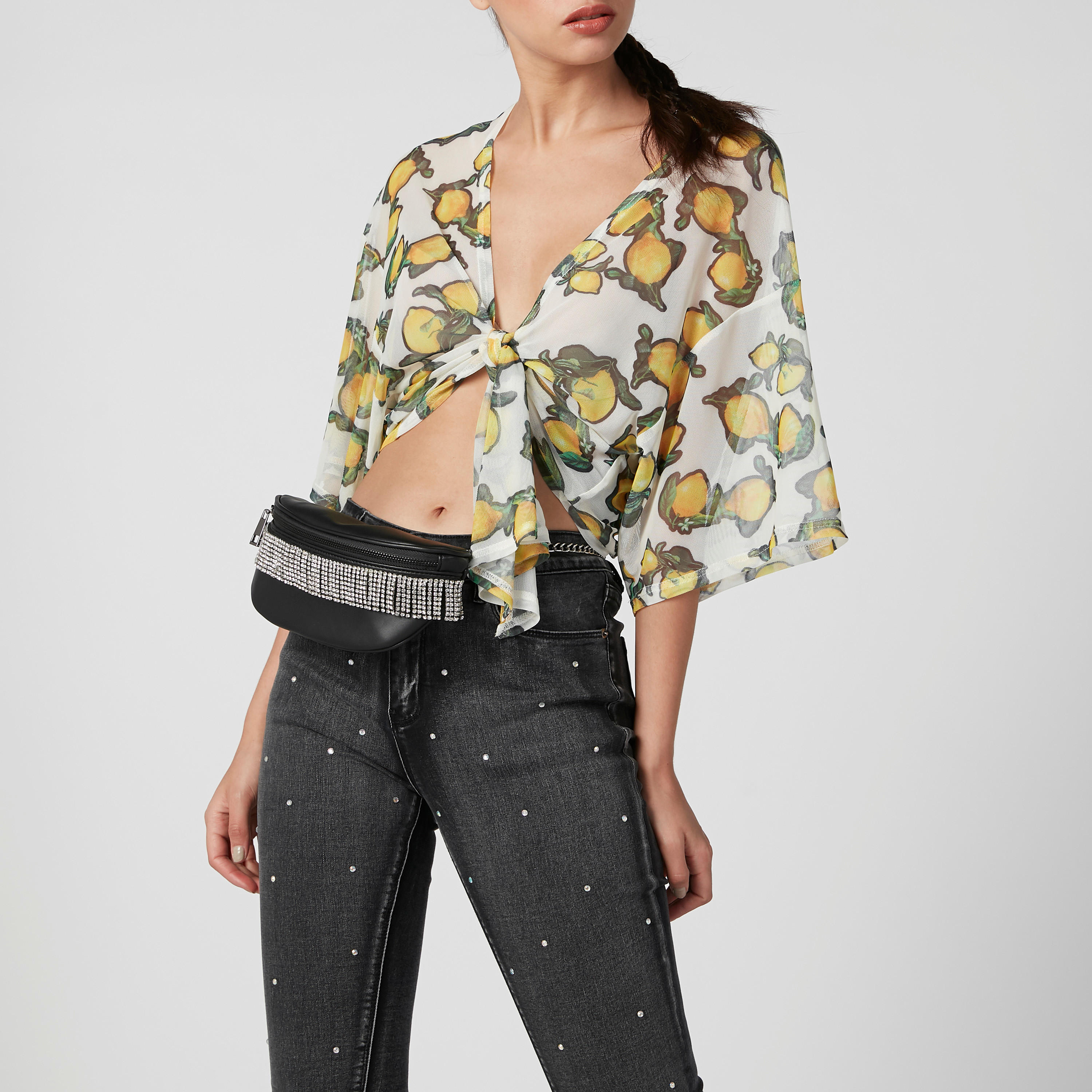 شنطة خصر بارزة الملمس بتفاصيل مرصّعة متدلية وسلسلة قابلة للفصل-women-bagsandwallets-handbags-image-2