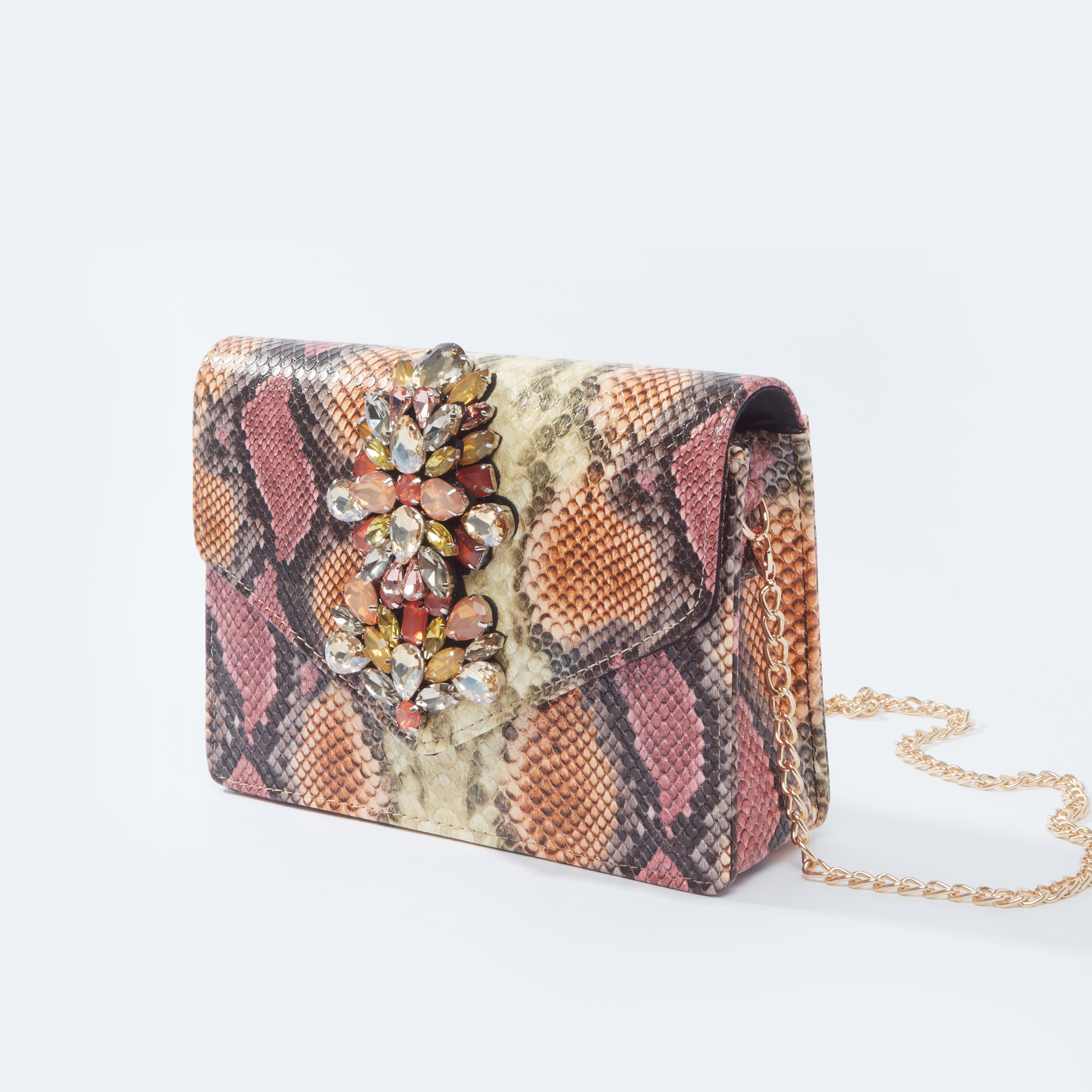 حقيبة ساتشيل بارزة الملمس بزر إغلاق مغناطيسي وطيّة مزيّنة-women-bagsandwallets-handbags-image-1