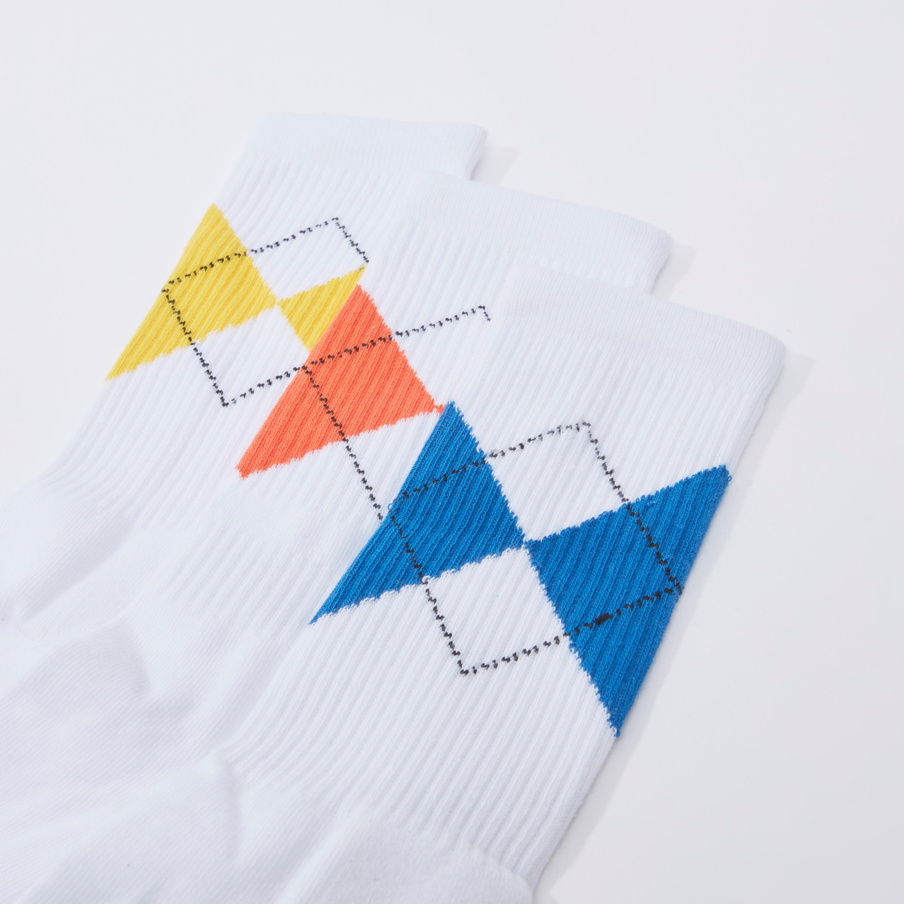 جوارب بارزة الملمس بطول ربلة الساق بحواف مضلّعة - طقم من 3 أزواج-men-socks-image-2