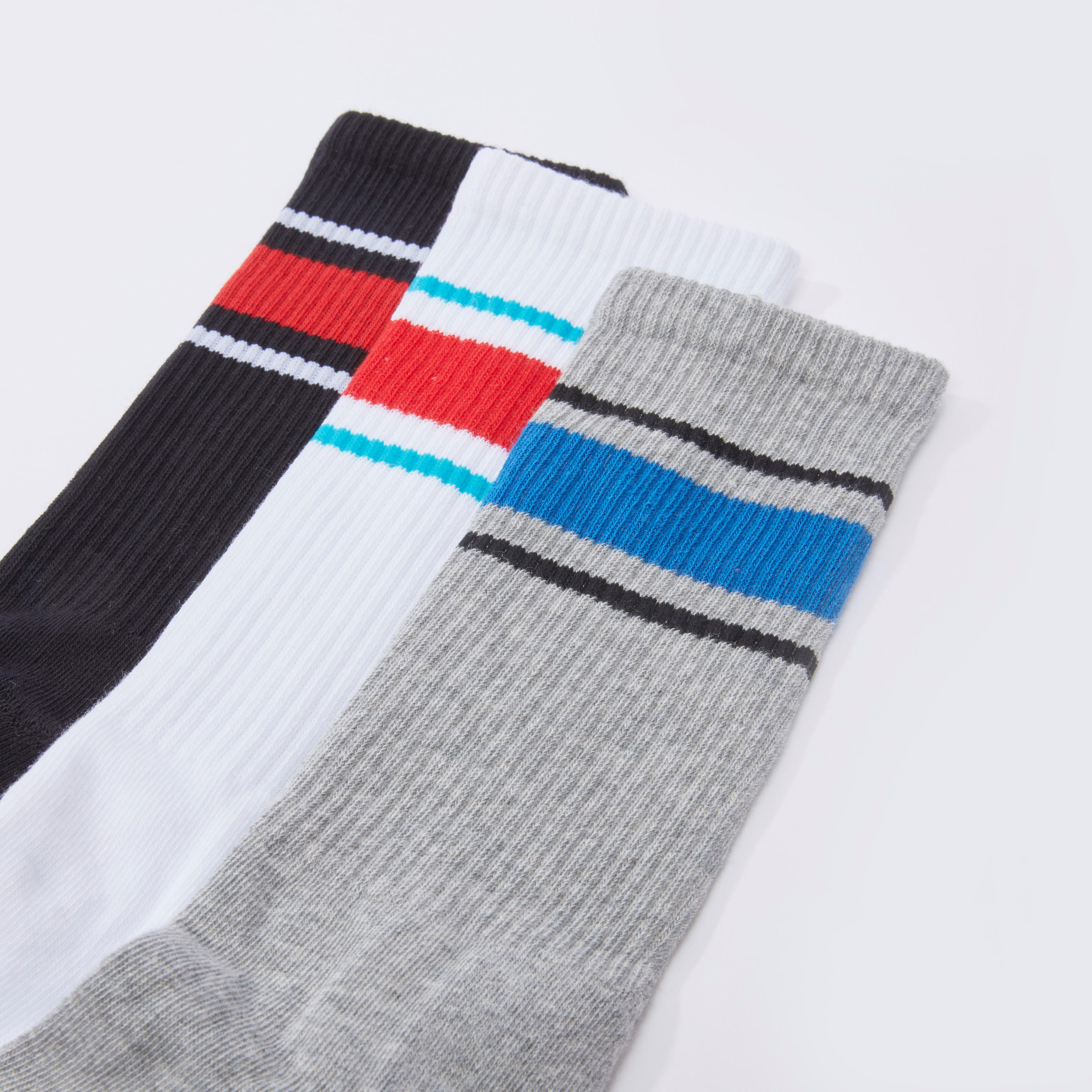 جوارب بطول ربلة الساق بحوّاف مضلّعة - طقم من 3 أزواج-men-socks-image-2