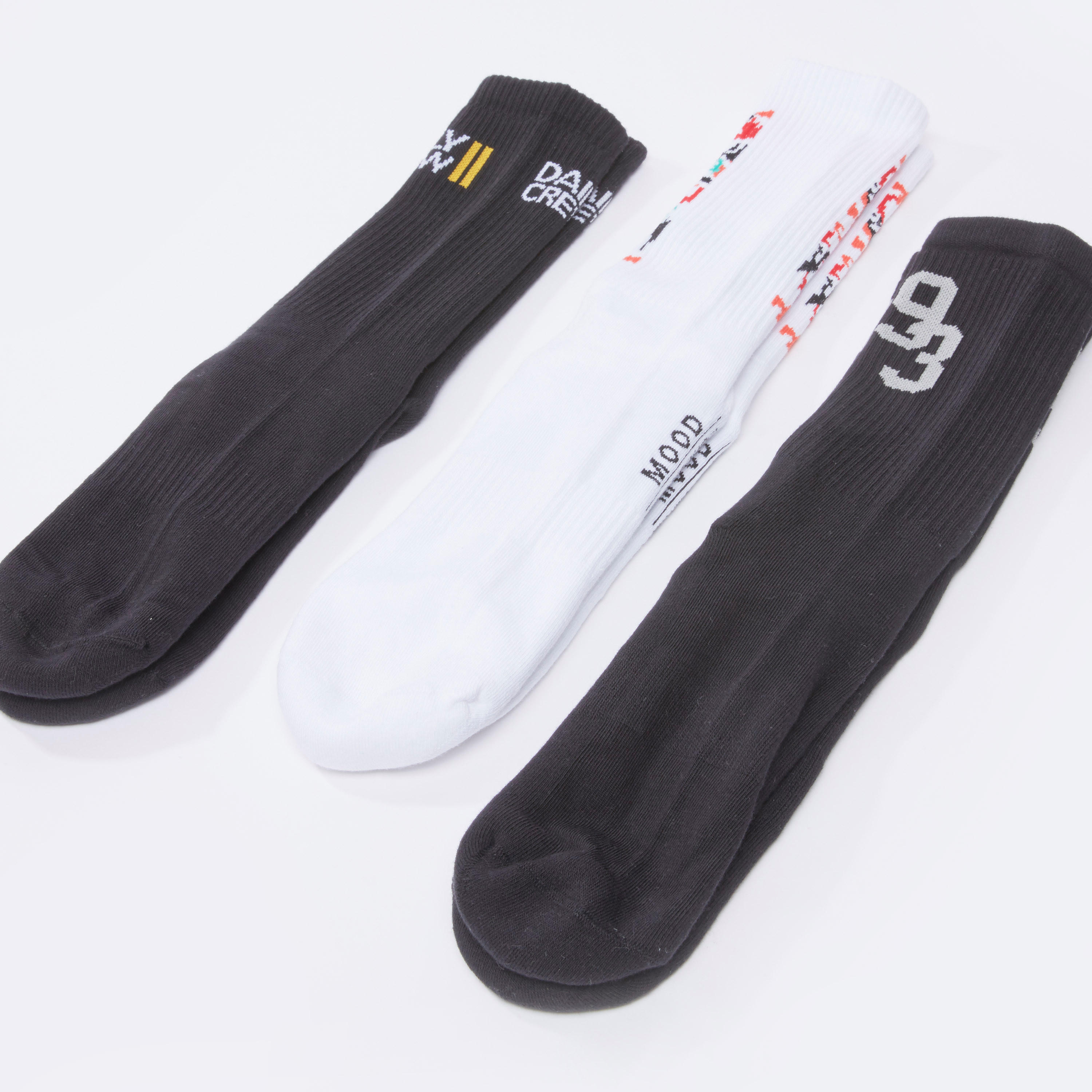 جوارب متنوعة بطول ربلة الساق بحوّاف مضلّعة - طقم من 3 أزواج-men-socks-image-3