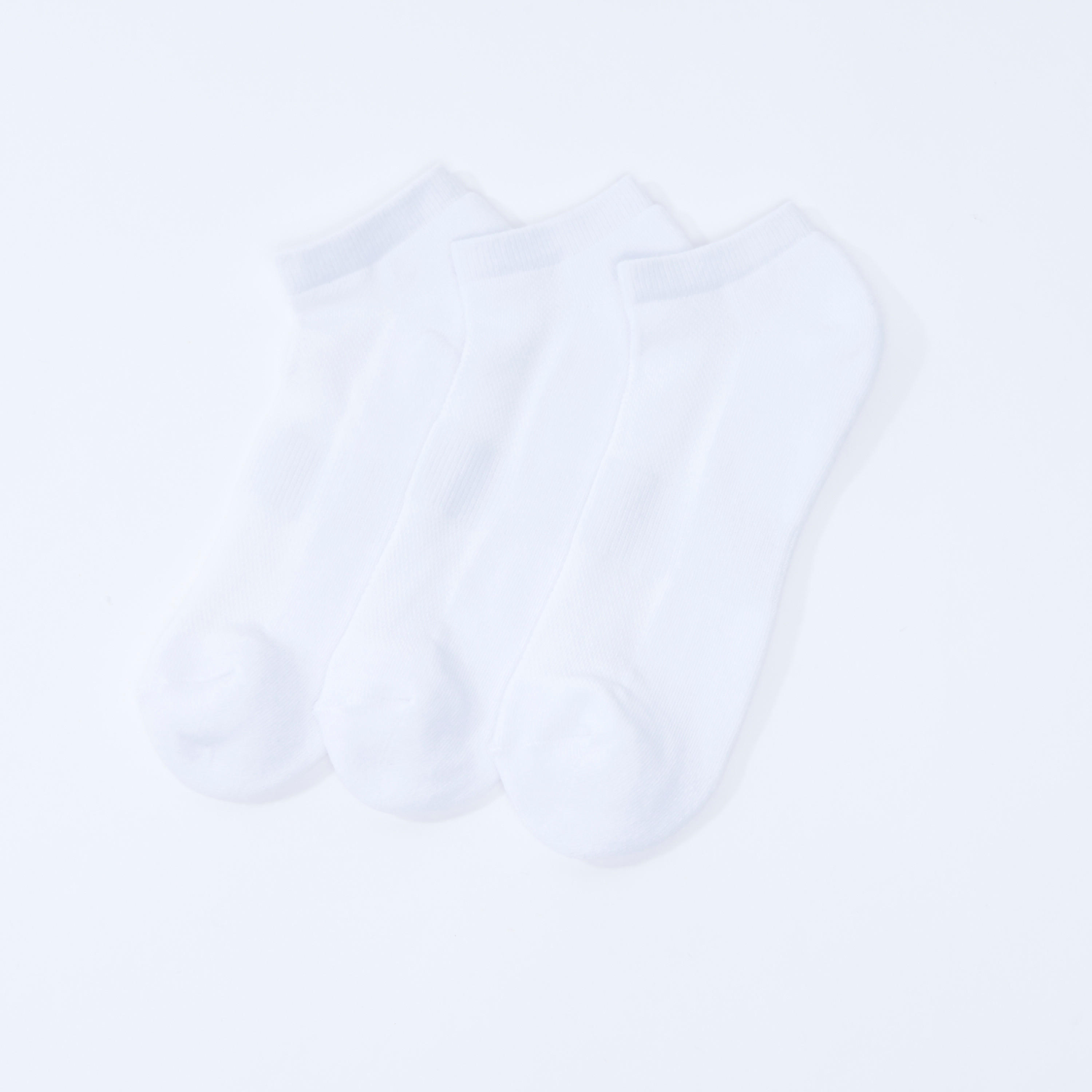 جوارب سادة بطول الكاحل بحوّاف أساور - طقم من 3 أزواج-men-socks-image-1