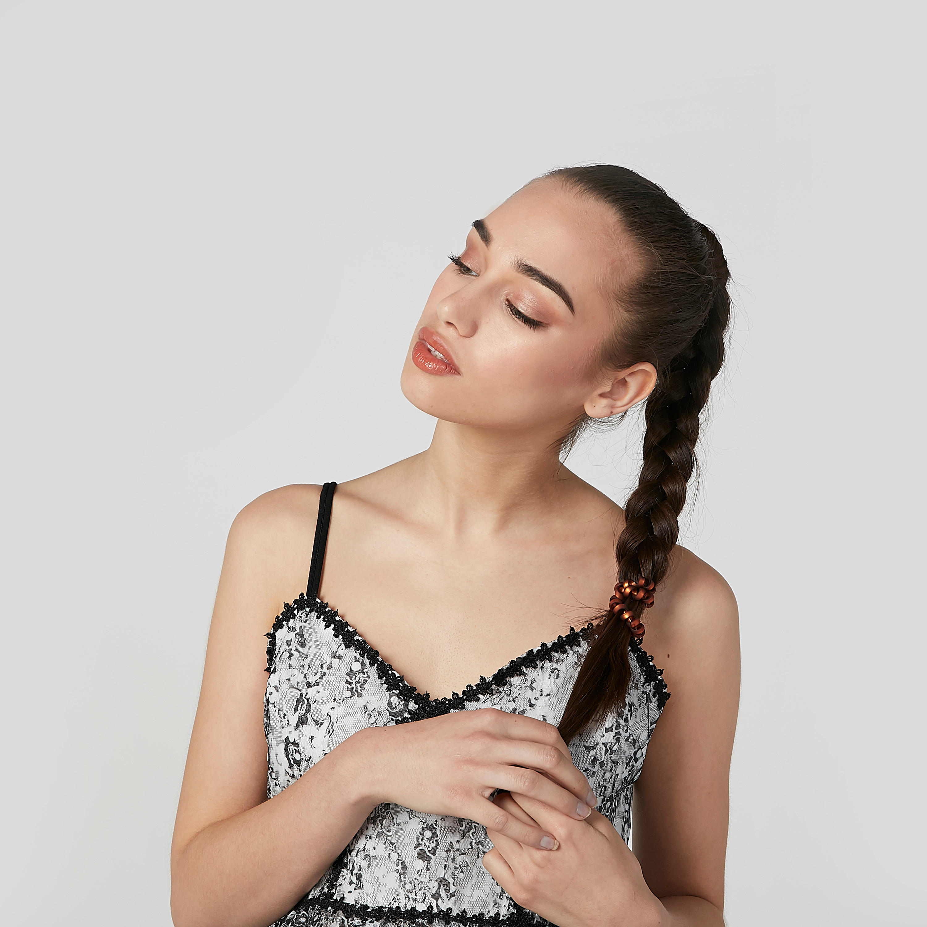 ربطة شعر حلزونية سادة - طقم من 4 قطع-women-hairaccessories-image-2