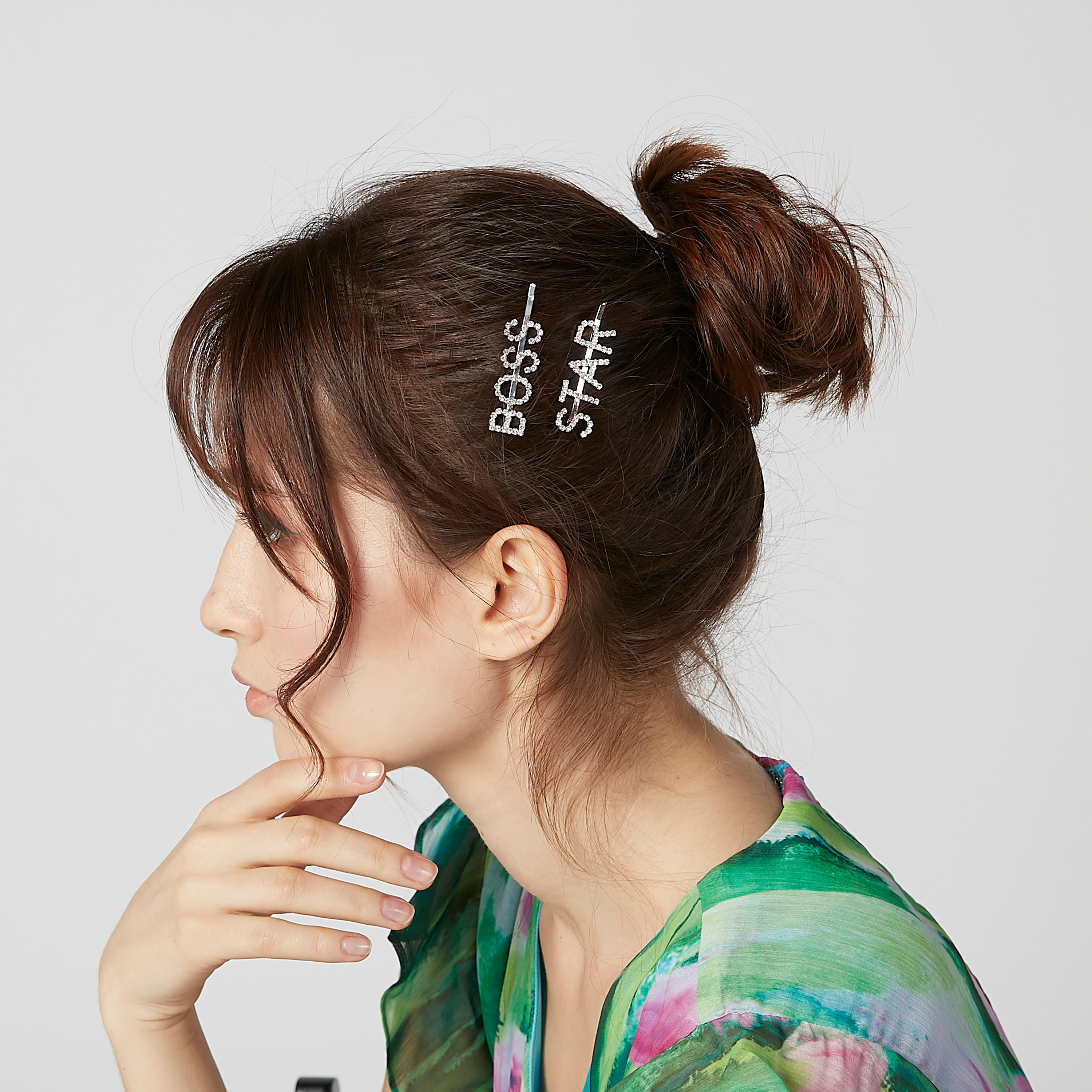دبابيس شعر مرصّعة بتزيينات - طقم من قطعتين-women-hairaccessories-image-2