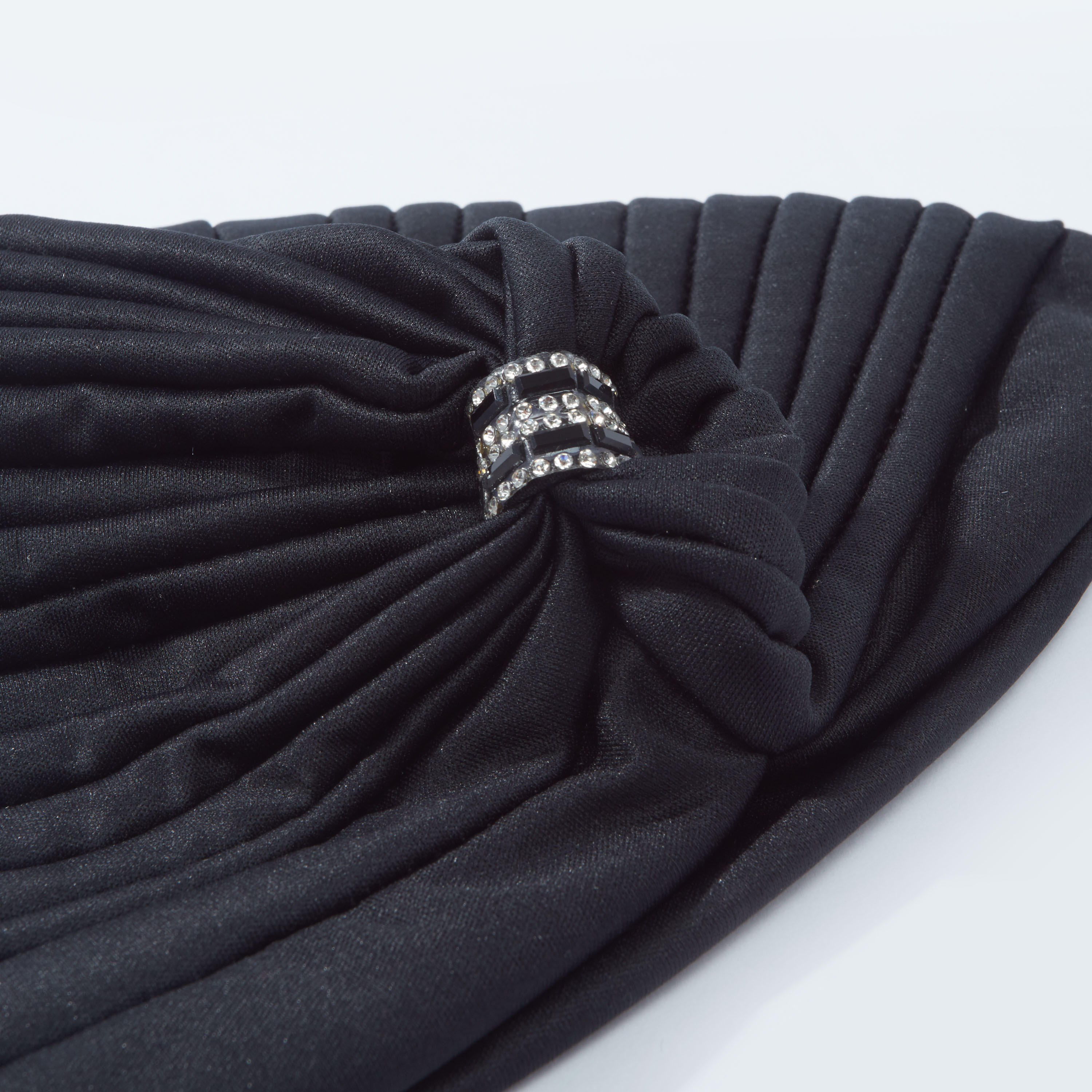 قبعة كاب بارزة الملمس بتزيينات-women-clothingaccessories-capsandhats-image-1