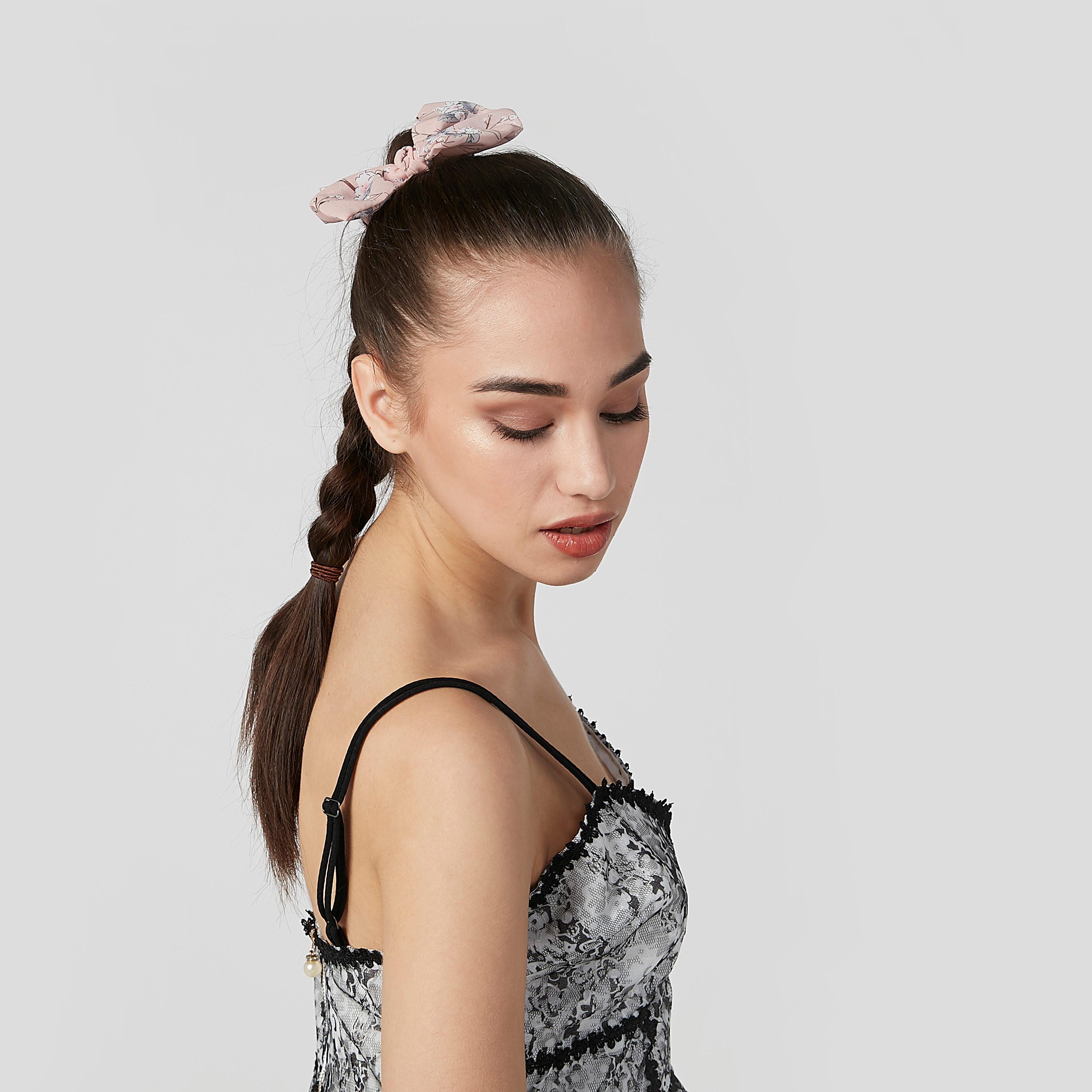 Floral Printed Bow Applique Hair Clip-women-hairaccessories-image-2