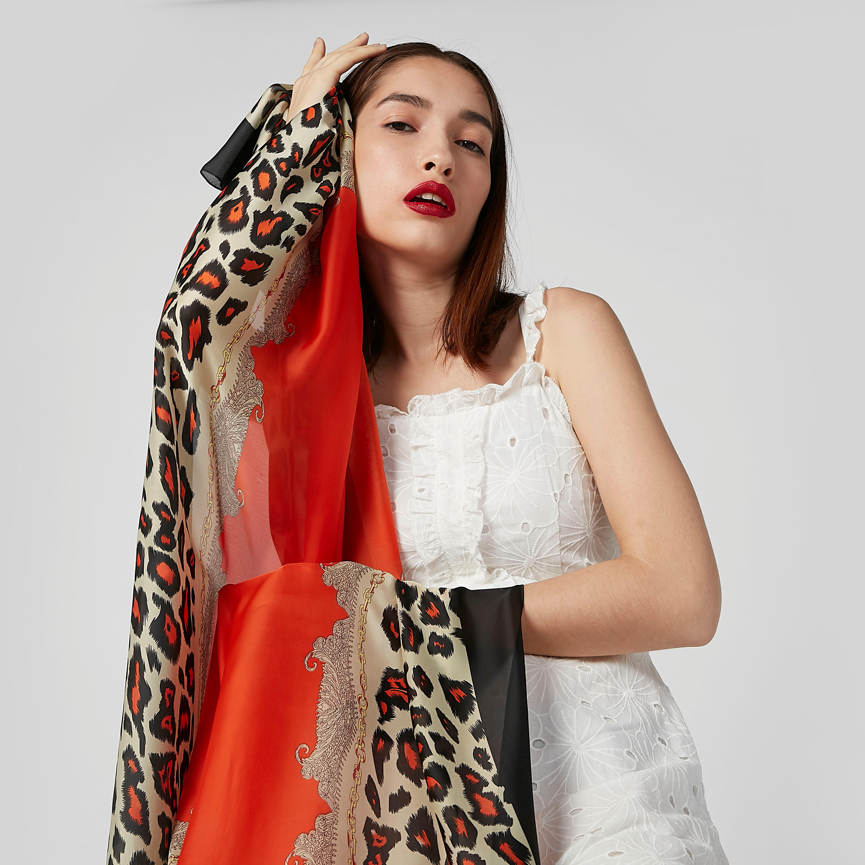وشاح بطبعات حيوانات-women-clothingaccessories-scarves-image-2