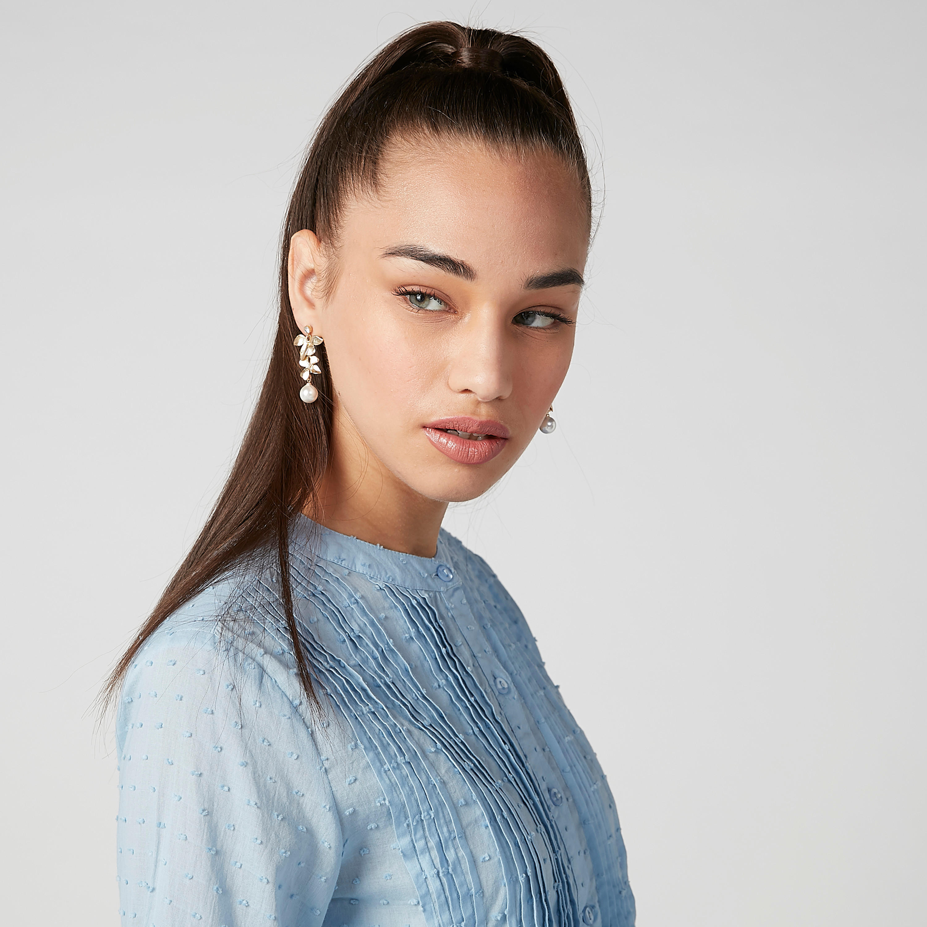 Embellished Dangling Earrings with Pushback Closure-women-watchesandjewellery-jewellery-earrings-image-2