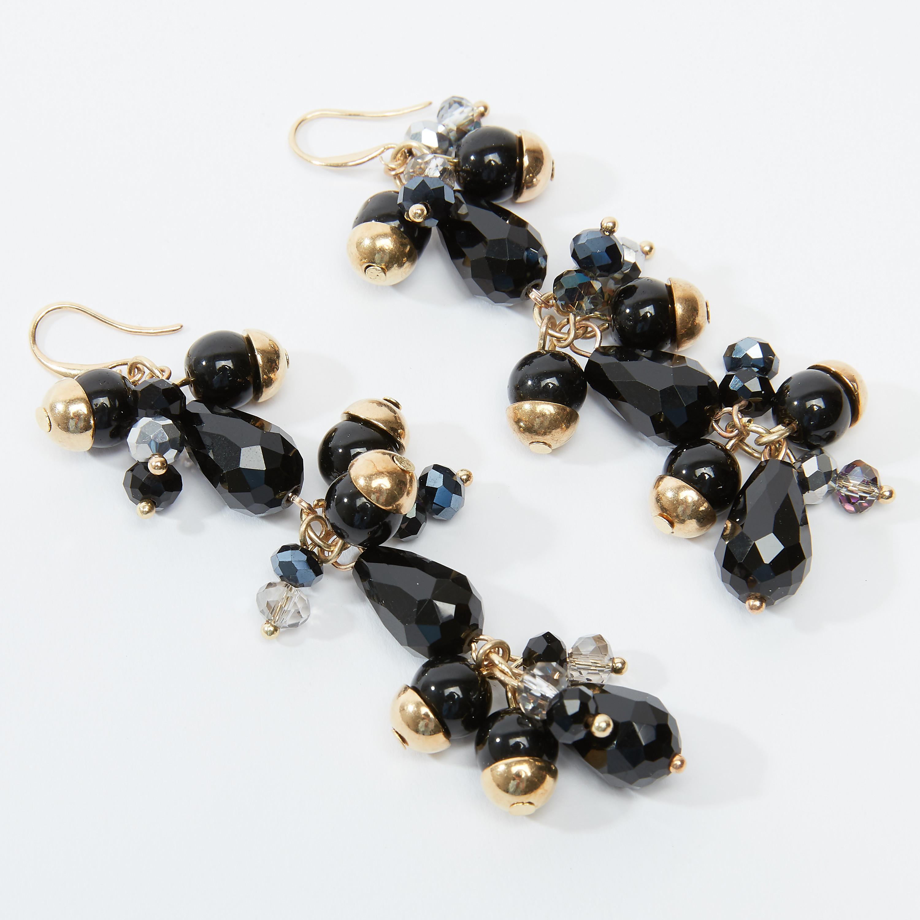 حلق مزيّن بدلاّية وخطّاف-women-watchesandjewellery-jewellery-earrings-image-1