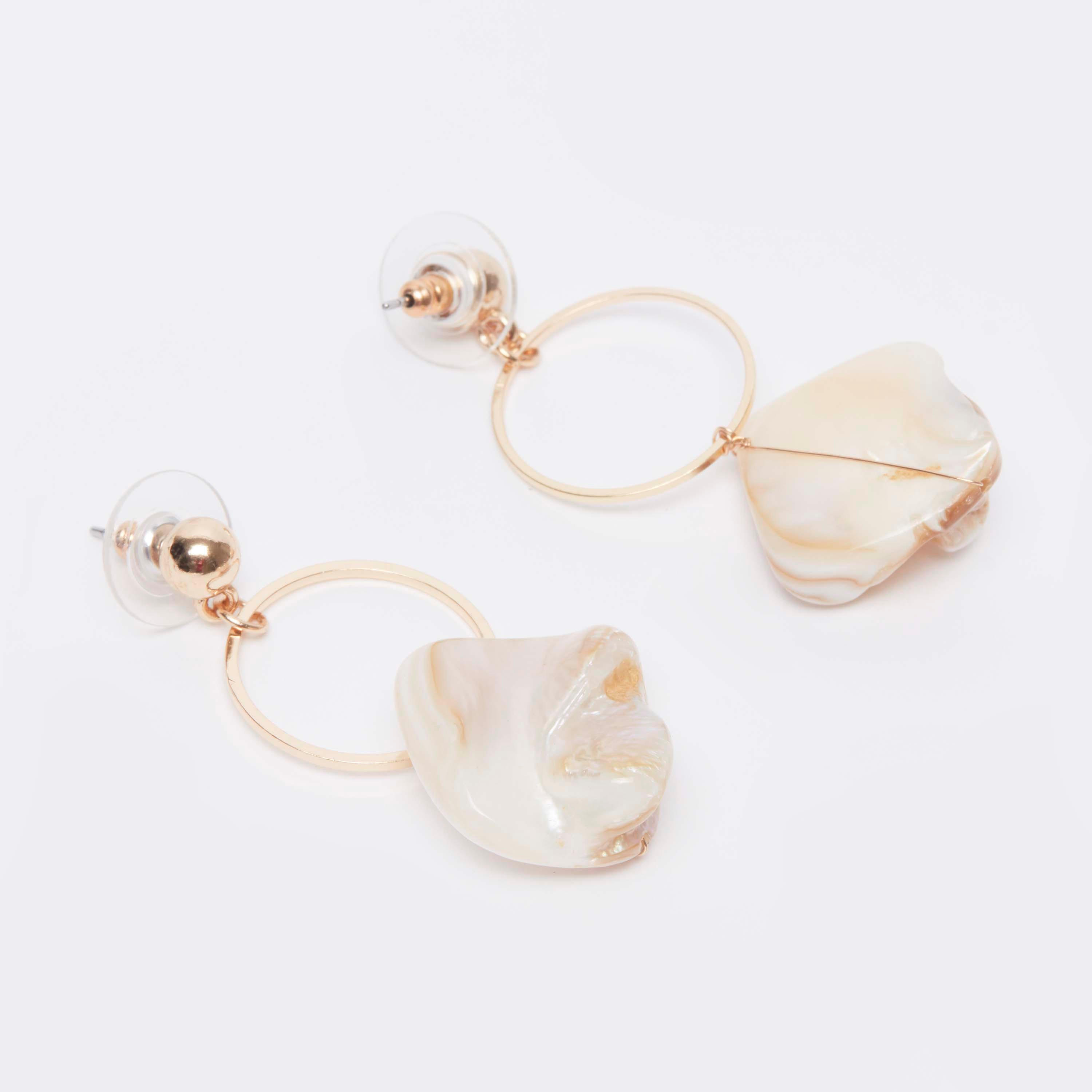Embellished Dangling Earrings with Pushback Closure-women-watchesandjewellery-jewellery-earrings-image-3