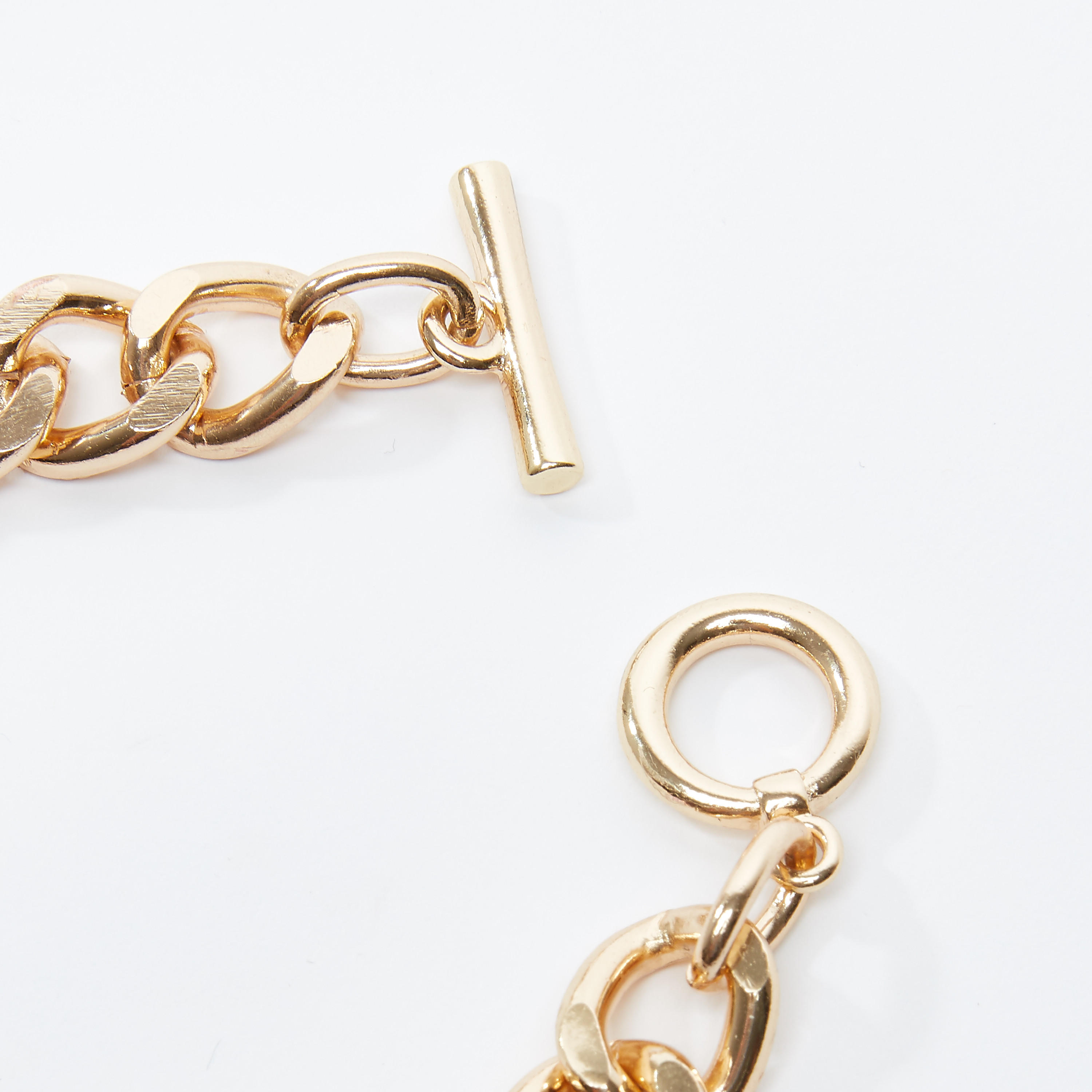 سوار ميتاليك ومشبك متداخل-women-watchesandjewellery-jewellery-banglesandbracelets-image-1