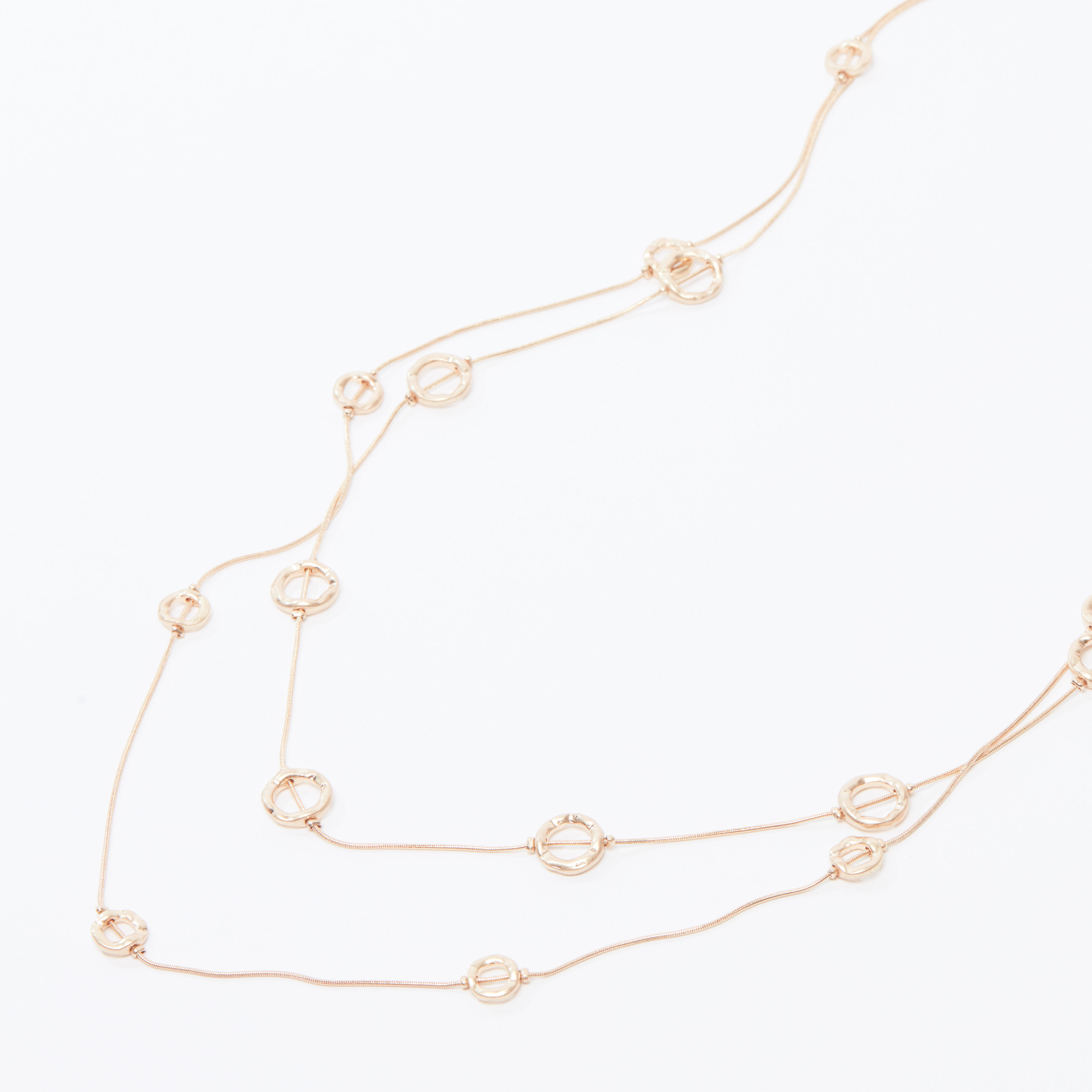 عقد طبقات ميتاليك بمشبك إغلاق-women-watchesandjewellery-jewellery-necklacesandpendants-image-3