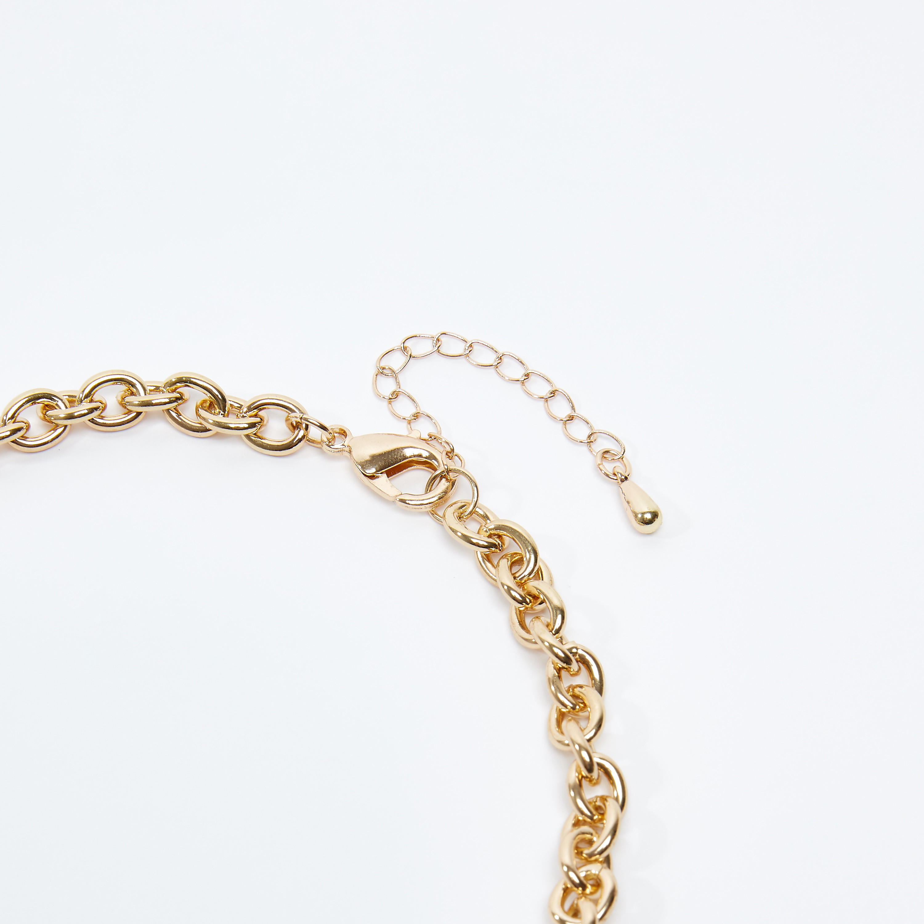 عِقد ميتاليك بمشبك إغلاق-women-watchesandjewellery-jewellery-necklacesandpendants-image-3