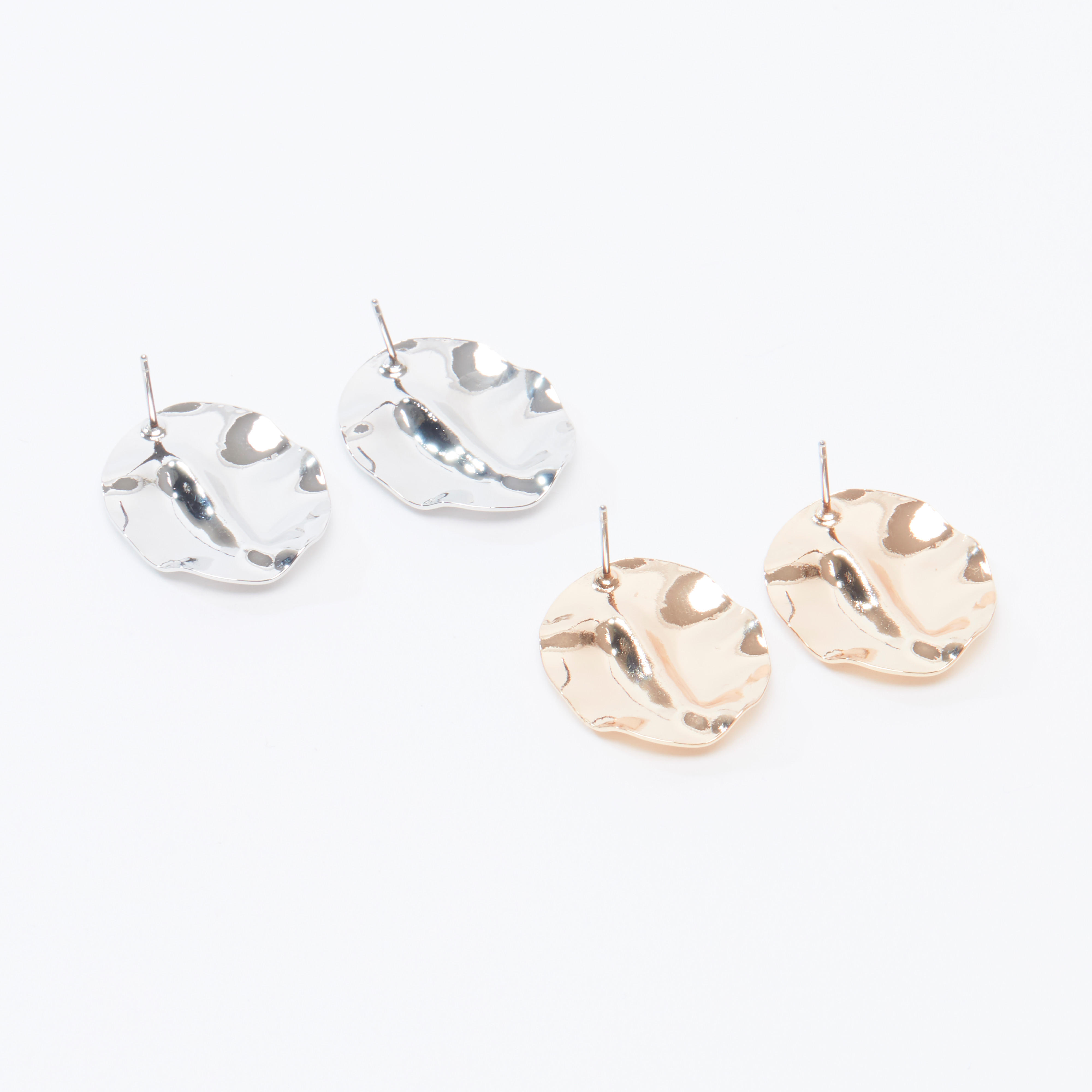 حلق ميتاليك بمكبس إغلاق - طقم من زوجين-women-watchesandjewellery-jewellery-earrings-image-3