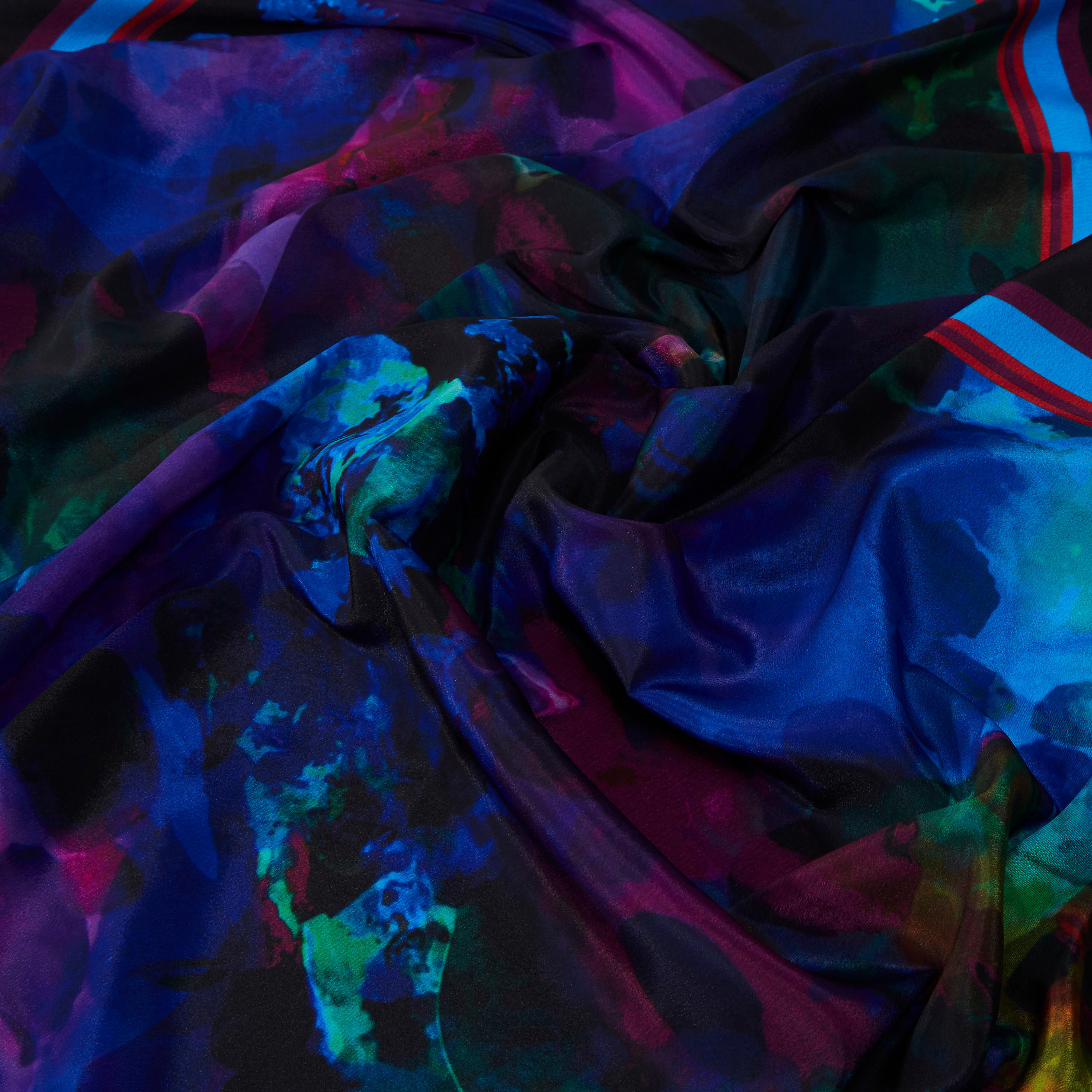 وشاح مزيّن بطبعات-women-clothingaccessories-scarves-image-1