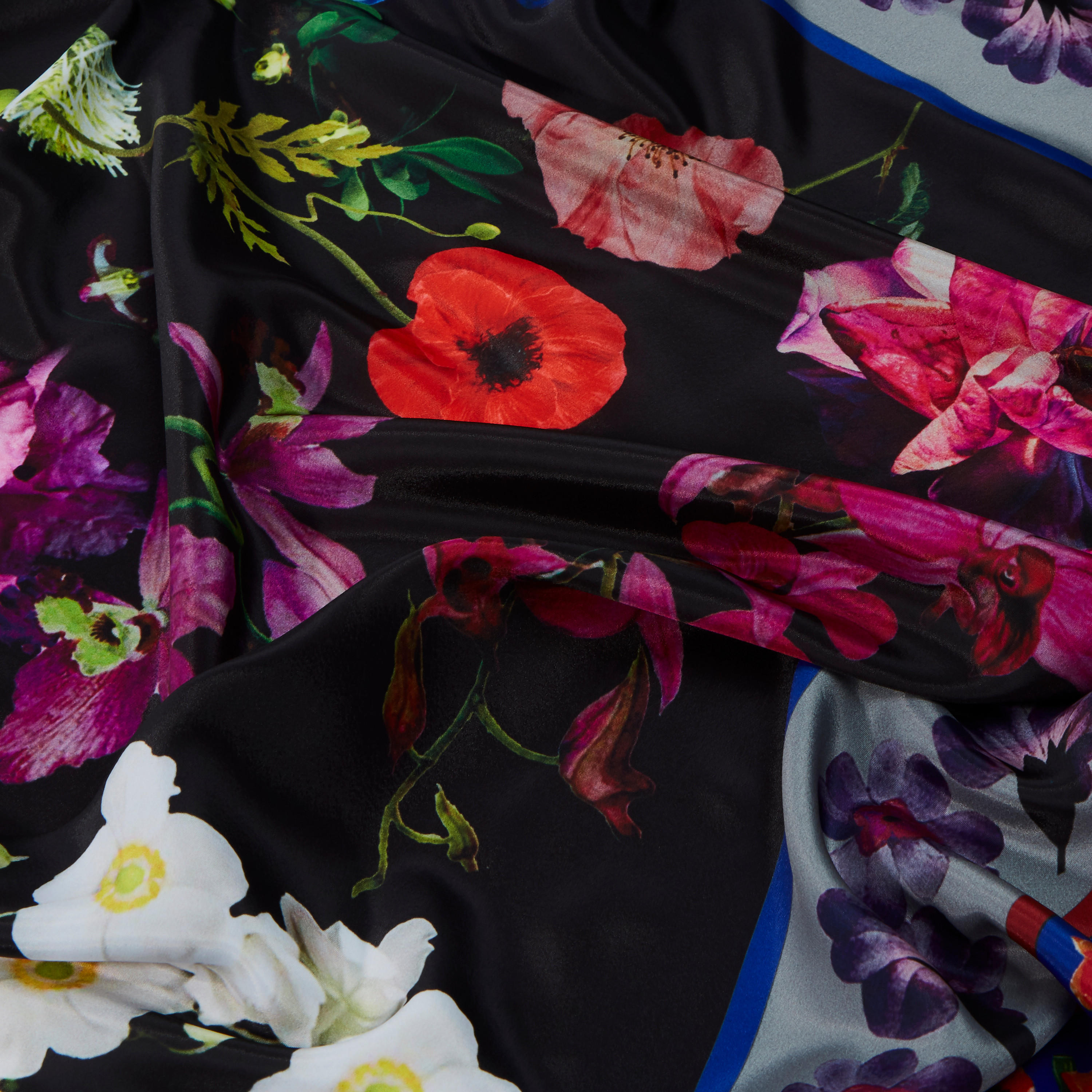 وشاح بطبعات زهرية-women-clothingaccessories-scarves-image-1