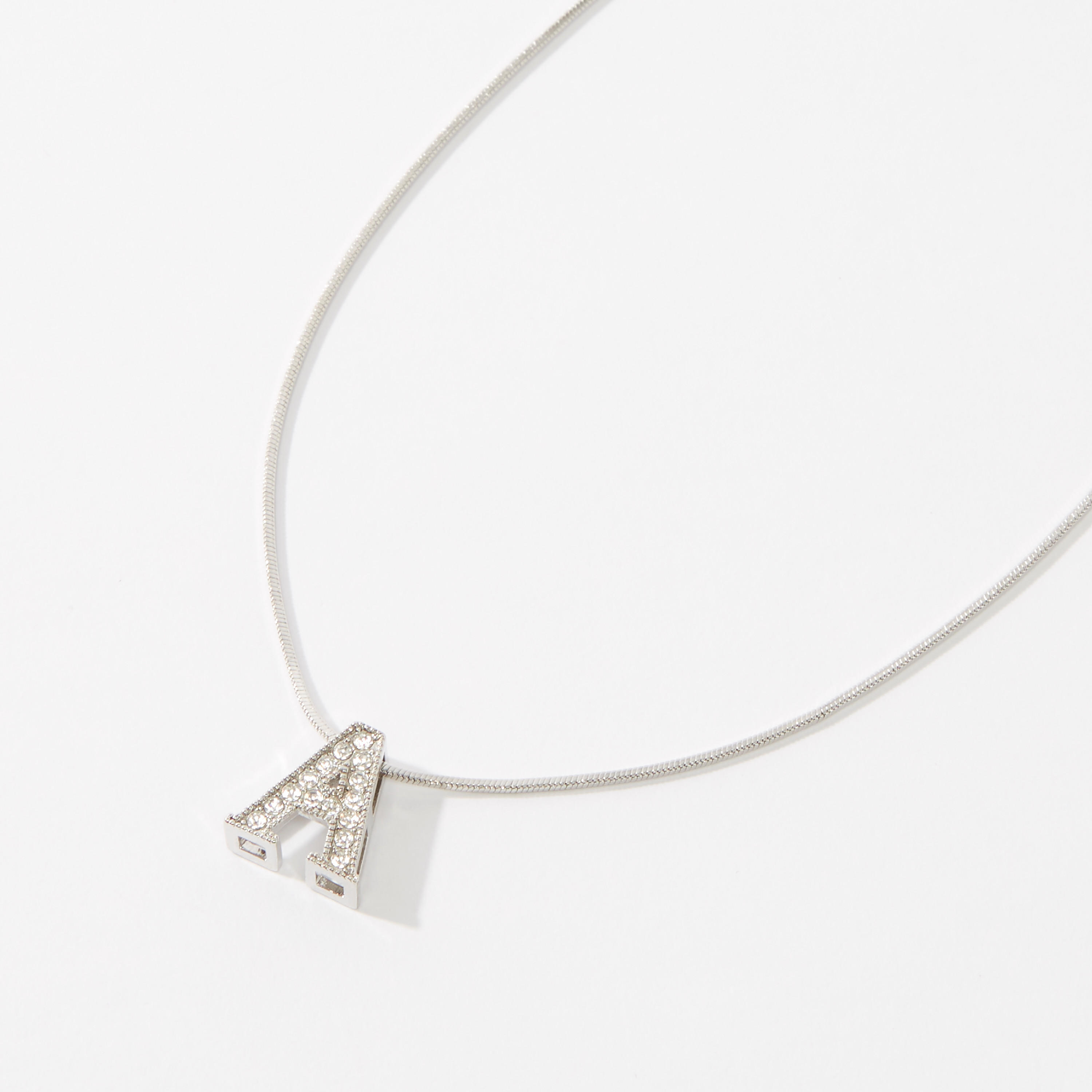قلادة بدلّاية A مرصّعة ومشبك إغلاق-women-watchesandjewellery-jewellery-necklacesandpendants-image-1
