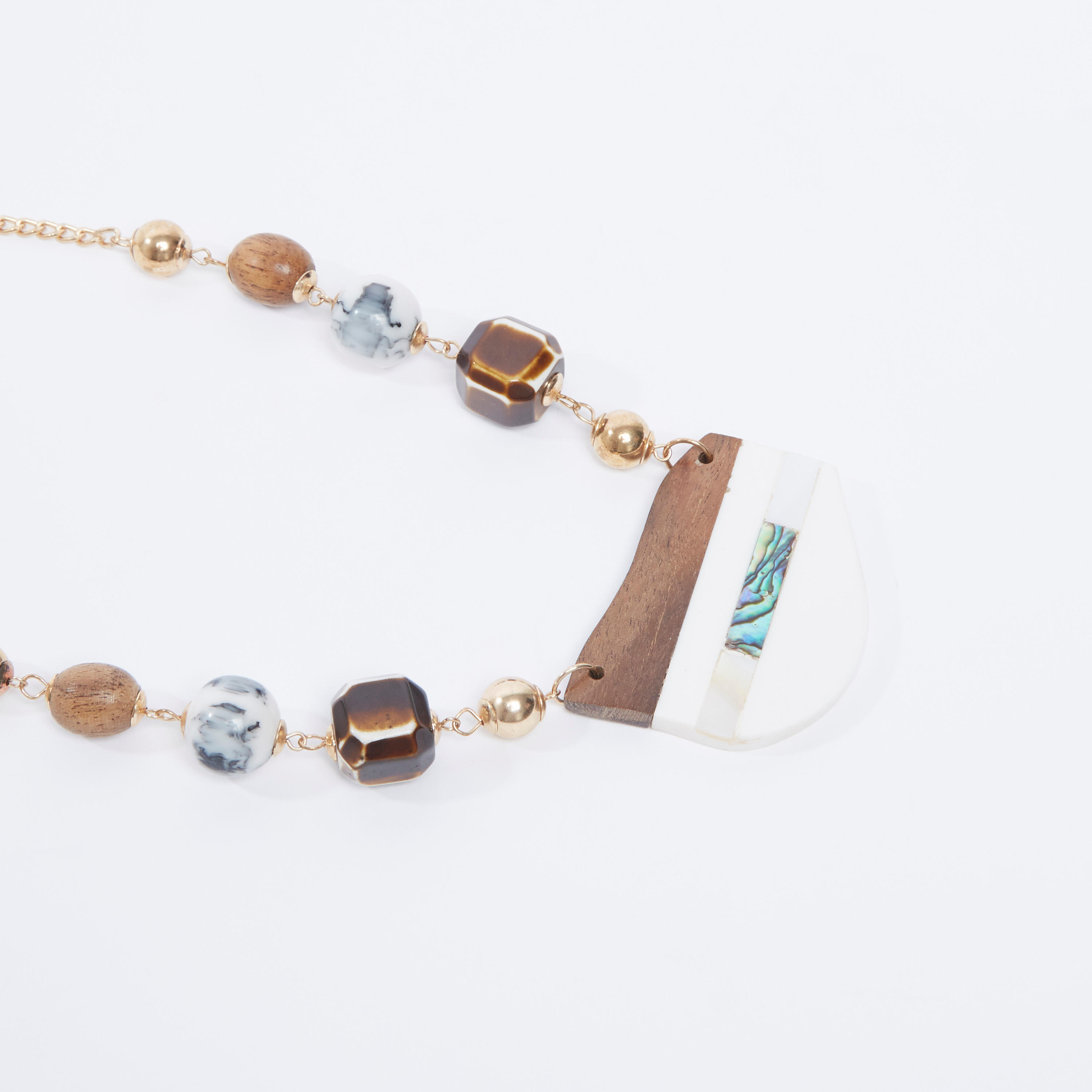 عقد مزيّن بمشبك إغلاق-women-watchesandjewellery-jewellery-necklacesandpendants-image-3