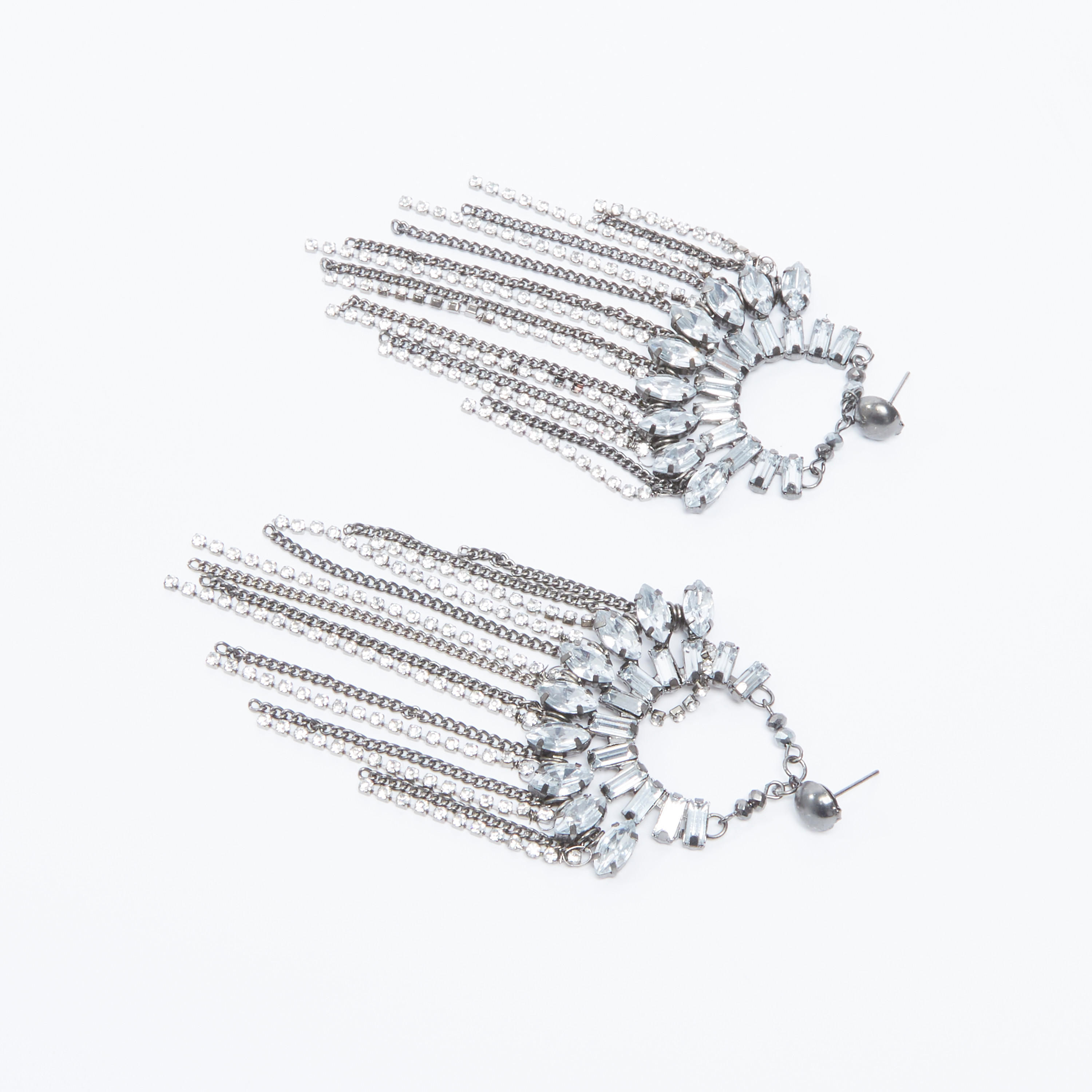 حلق مزيّن بدلاّية وخطّاف-women-watchesandjewellery-jewellery-earrings-image-1