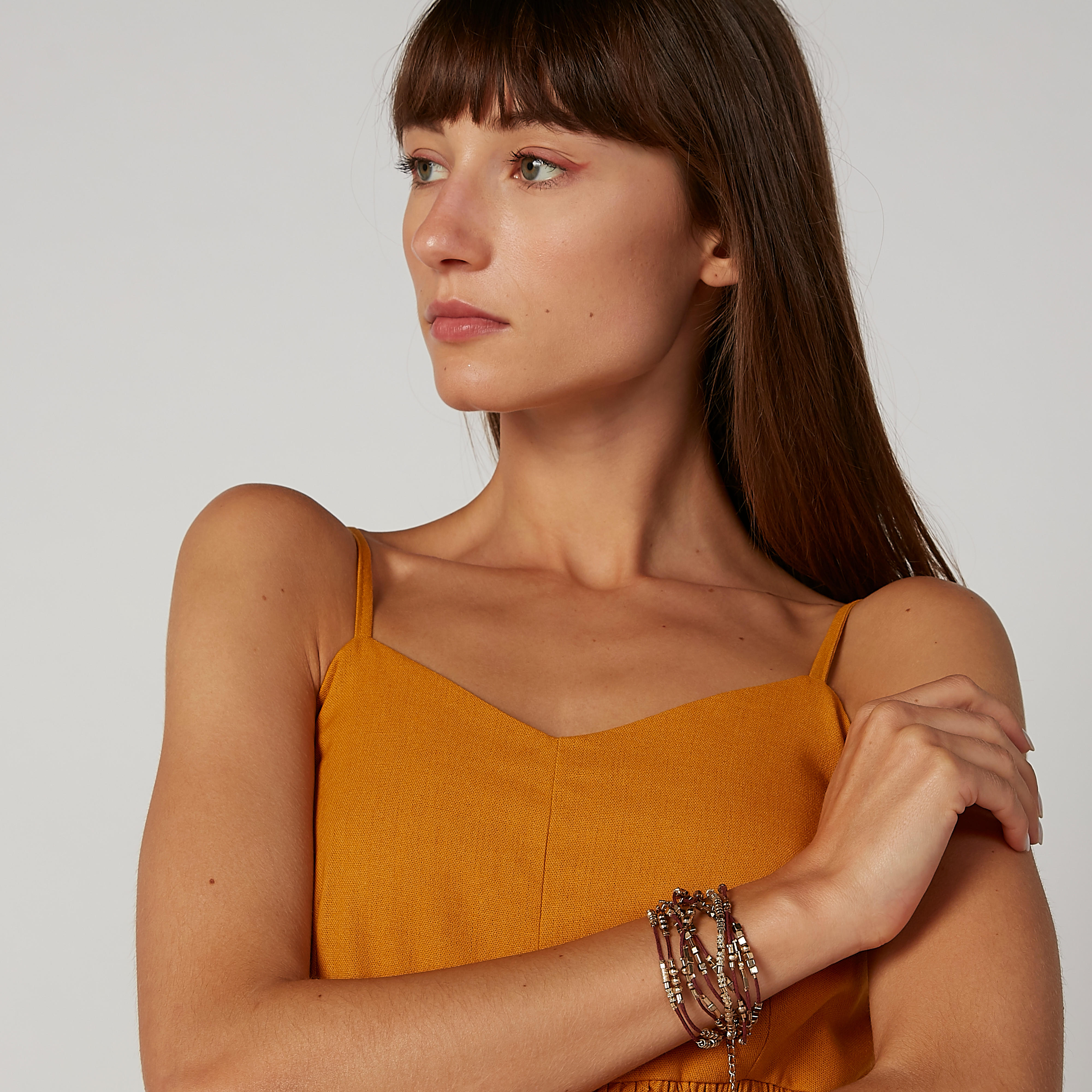 سوار مزيّن بمشبك إغلاق-women-watchesandjewellery-jewellery-banglesandbracelets-image-2