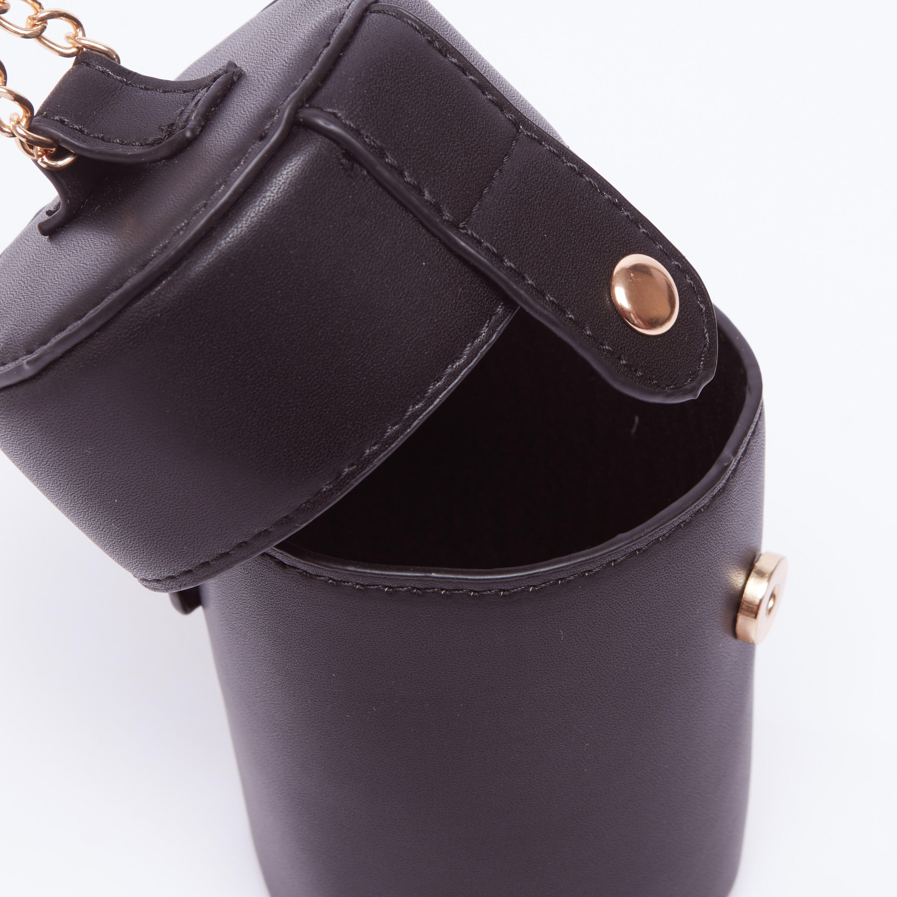 حقيبة كروس بودي سادة بسلسلة ميتاليك وزر إغلاق كبس-women-bagsandwallets-handbags-image-4