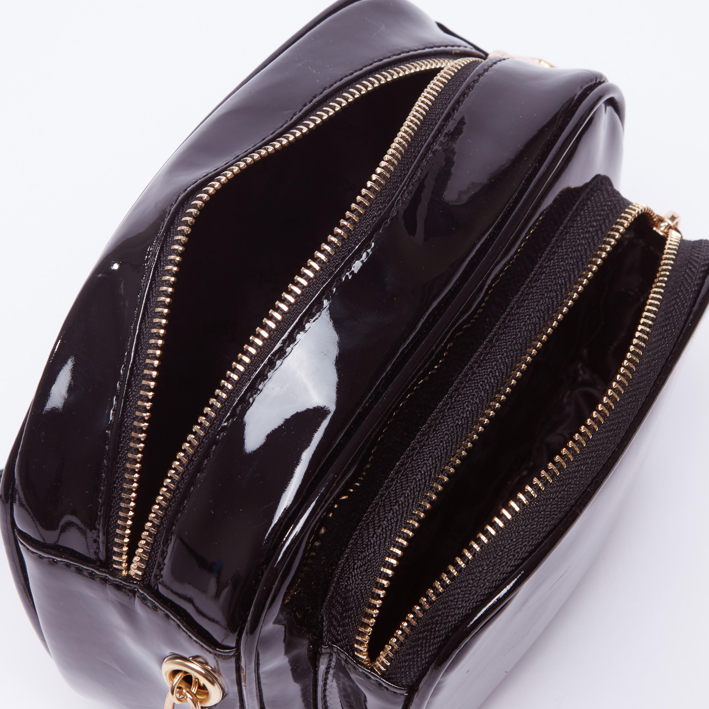 شنطة كروس بودي لامعة بسلسلة ميتاليك-women-bagsandwallets-handbags-image-4
