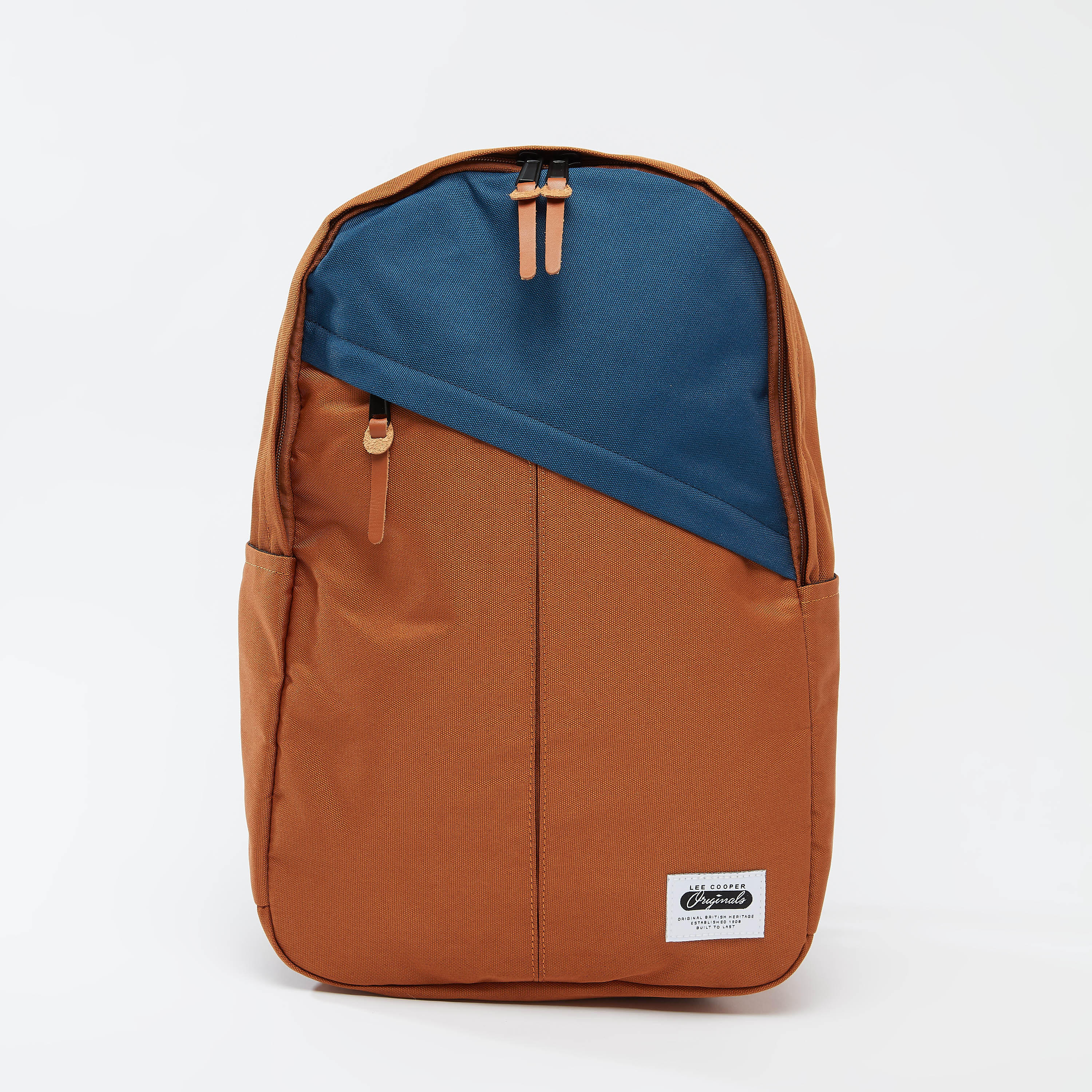 شنطة ظهر بارزة الملمس بسحاب إغلاق وحمالات كتف قابلة للتعديل-men-bags-image-5