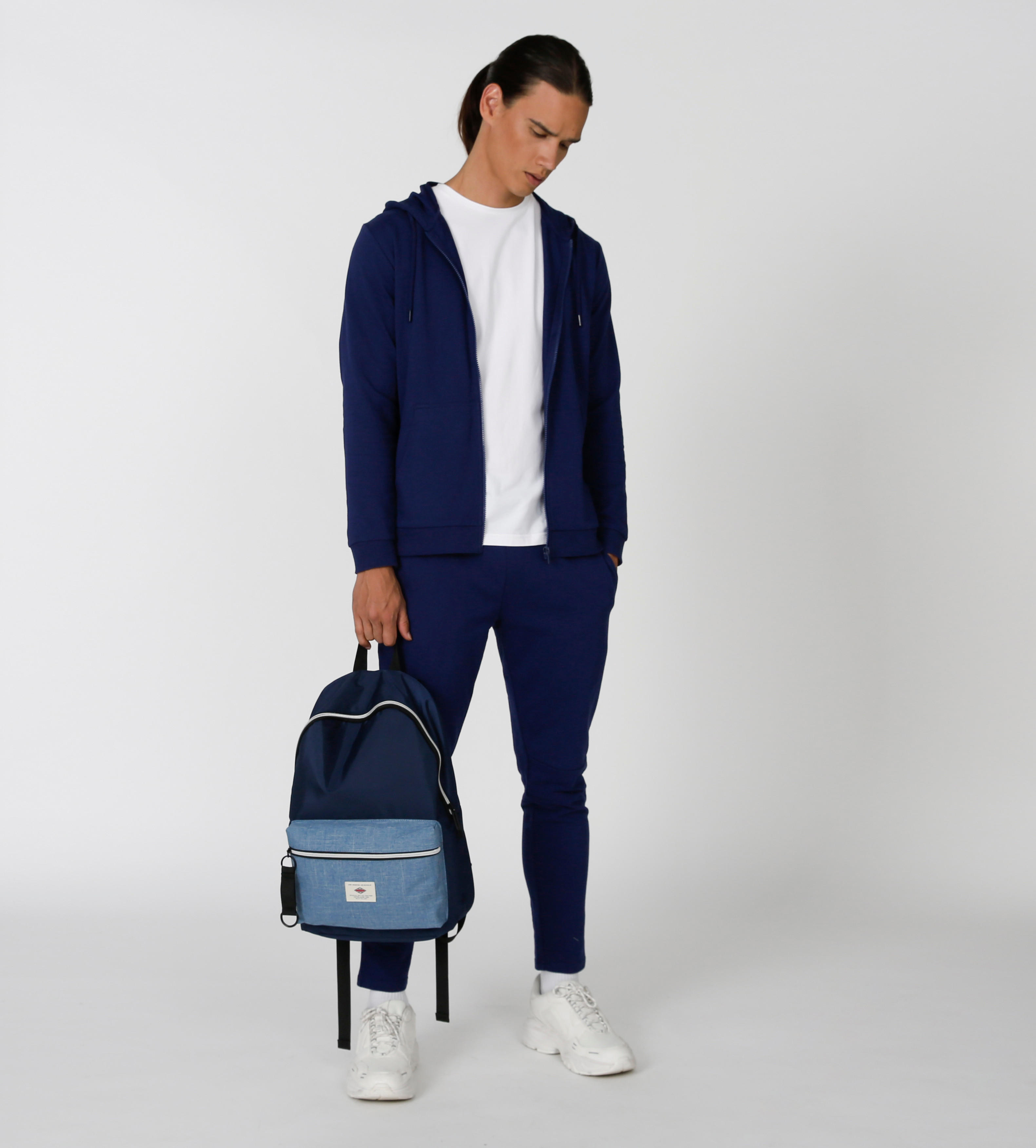 شنطة ظهر بارزة الملمس بحمّالات قابلة للتعديل ومقبض علوي-men-bags-image-2