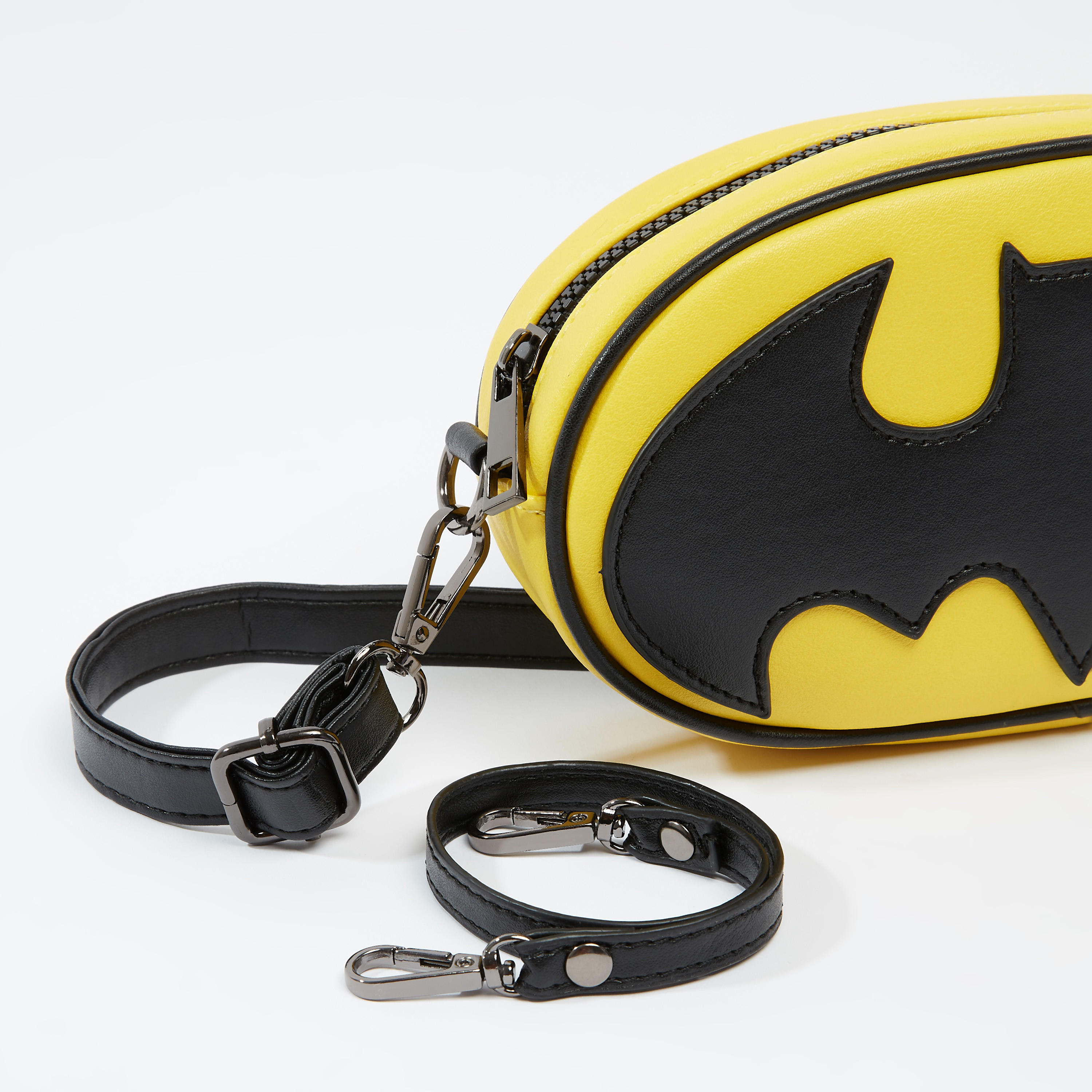 شنطة كروس بودي بحمّالة قابلة للفصل وطبعات باتمان-women-bagsandwallets-handbags-image-5