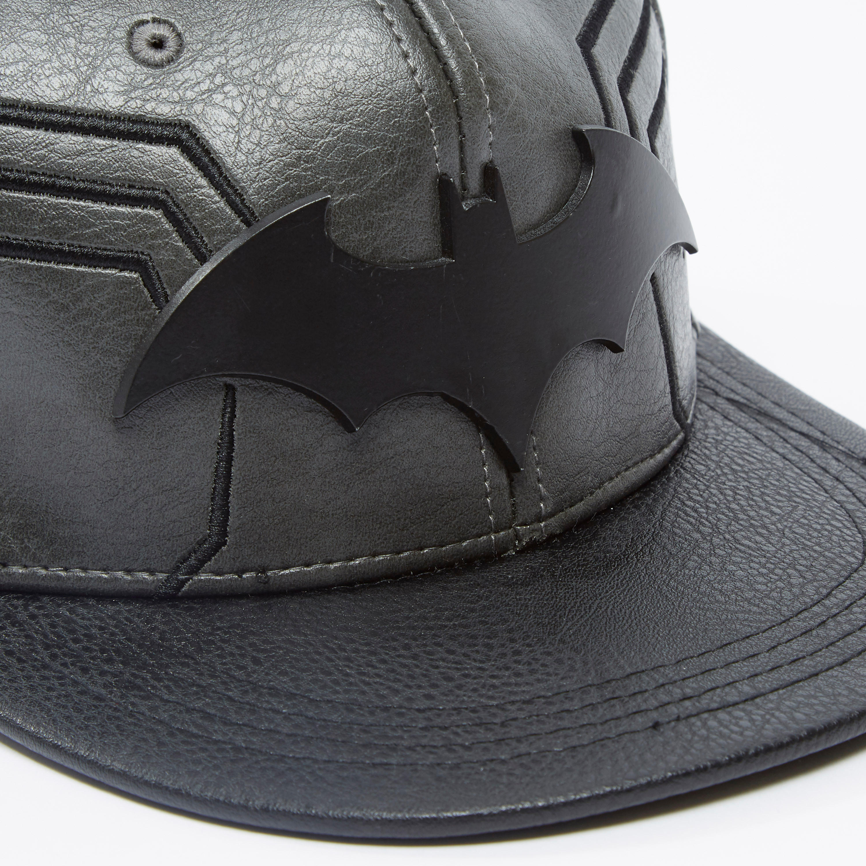كاب بزر إغلاق وتزيينات شعار باتمان-men-caps-image-2