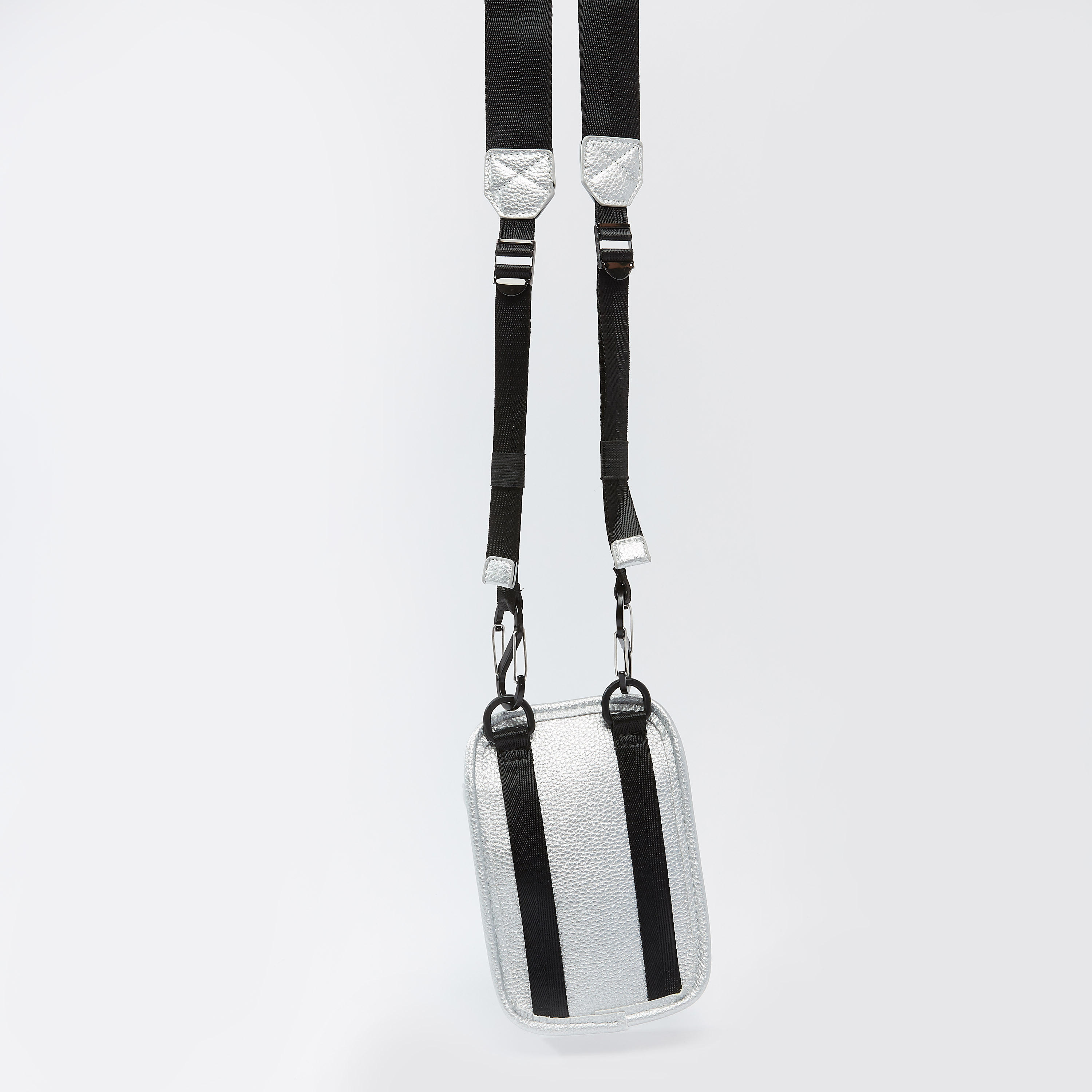 شنطة بحمّالة وسحّاب إغلاق وطبعات ميكي ماوس-women-bagsandwallets-handbags-image-3