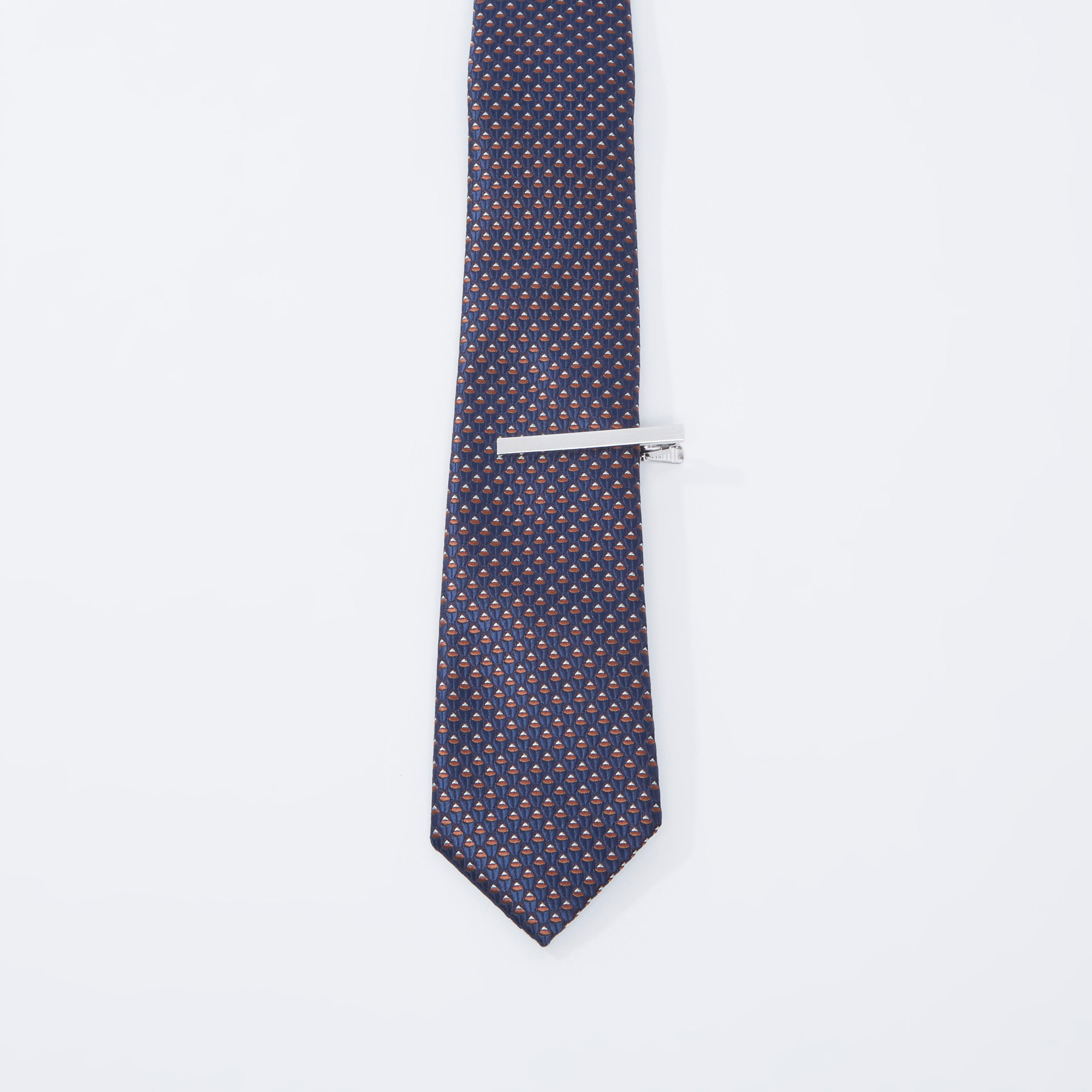 ربطة عنق عادية بحلقة تثبيت وطبعات-men-tiesandcufflinks-pocketsquares-image-1