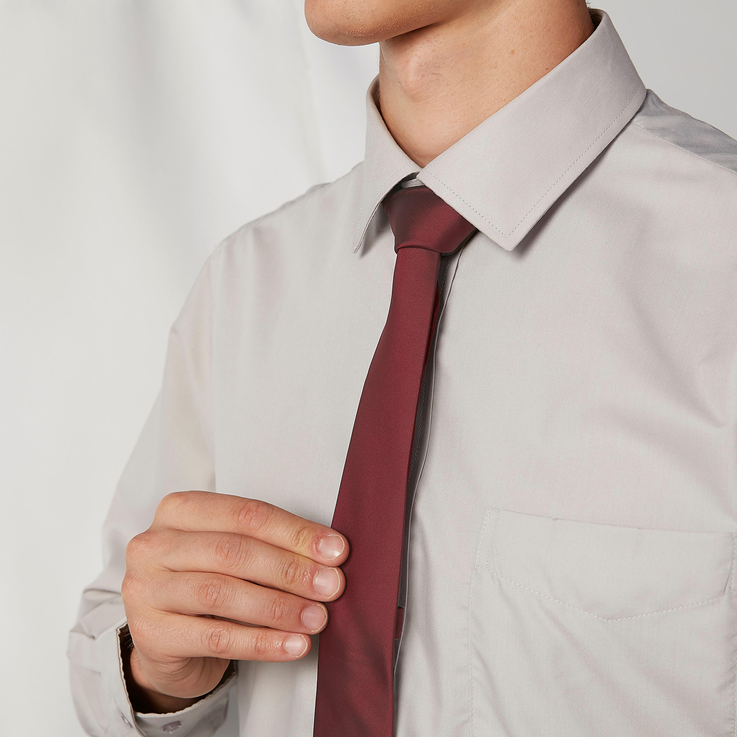 ربطة عنق عادية بحلقة تثبيت وطبعات-men-tiesandcufflinks-pocketsquares-image-3