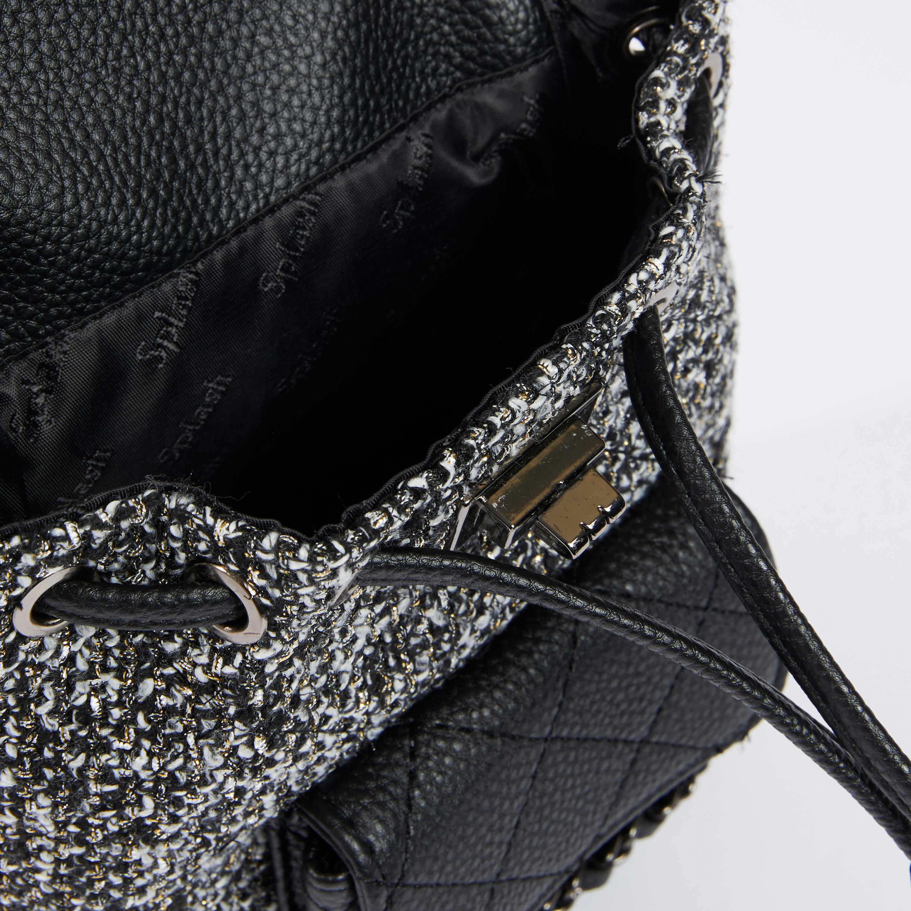شنطة ظهر بارزة الملمس بقفل دوّار-women-bagsandwallets-handbags-image-5