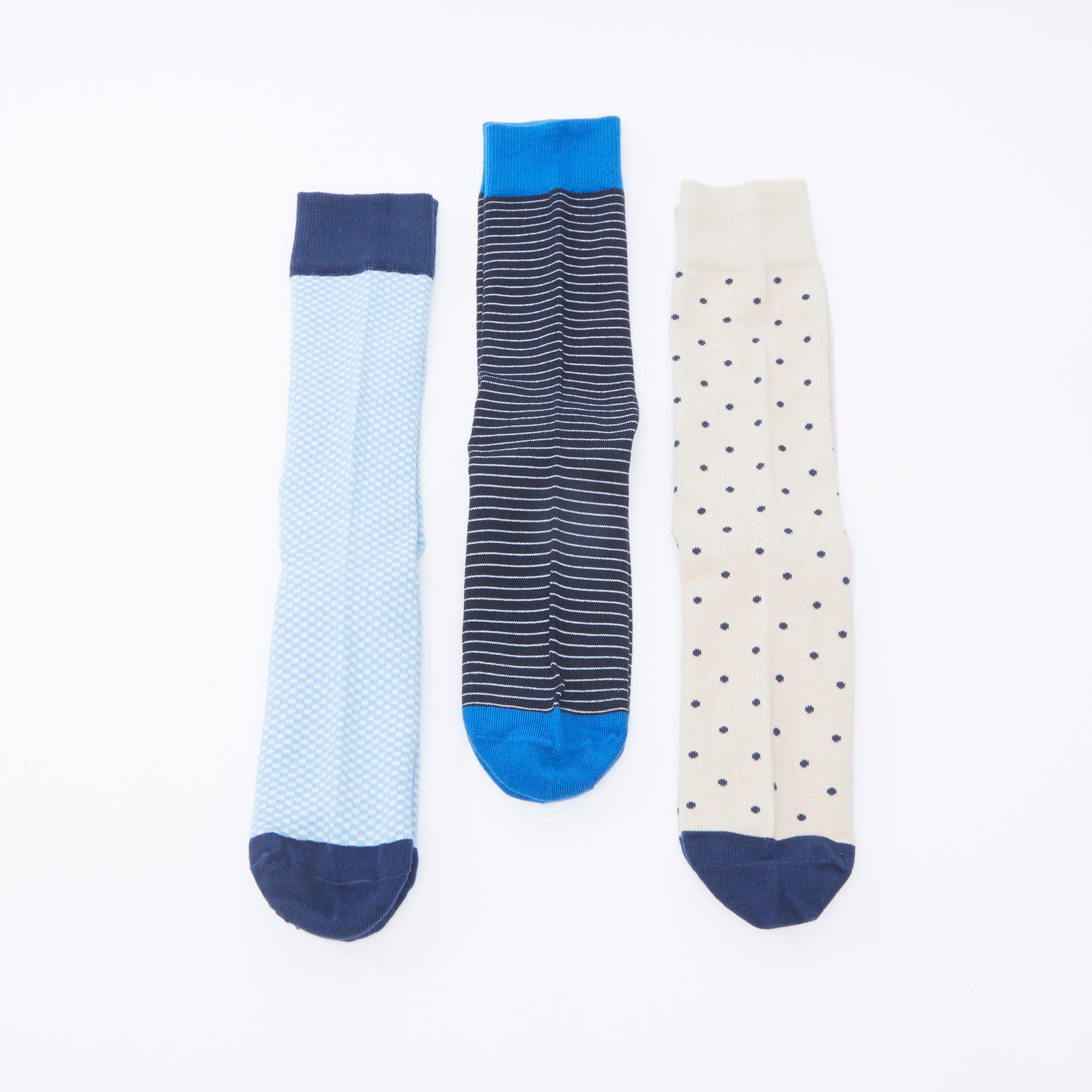 جوارب متنوعة بطول أعلى الكاحل بحواف أساور - طقم من 3 أزواج-men-socks-image-3
