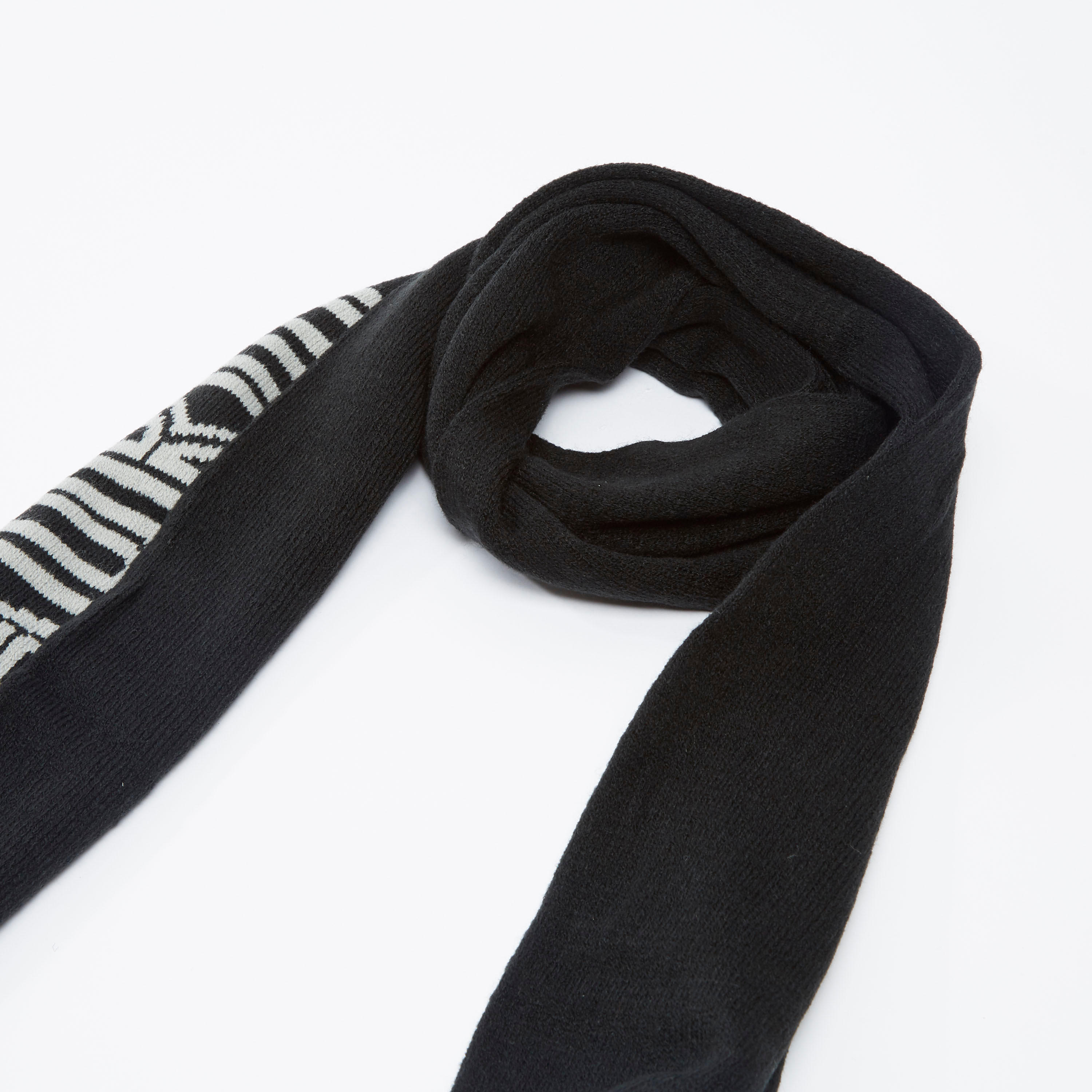وشاح  بطبعات-men-scarvesandgloves-image-2