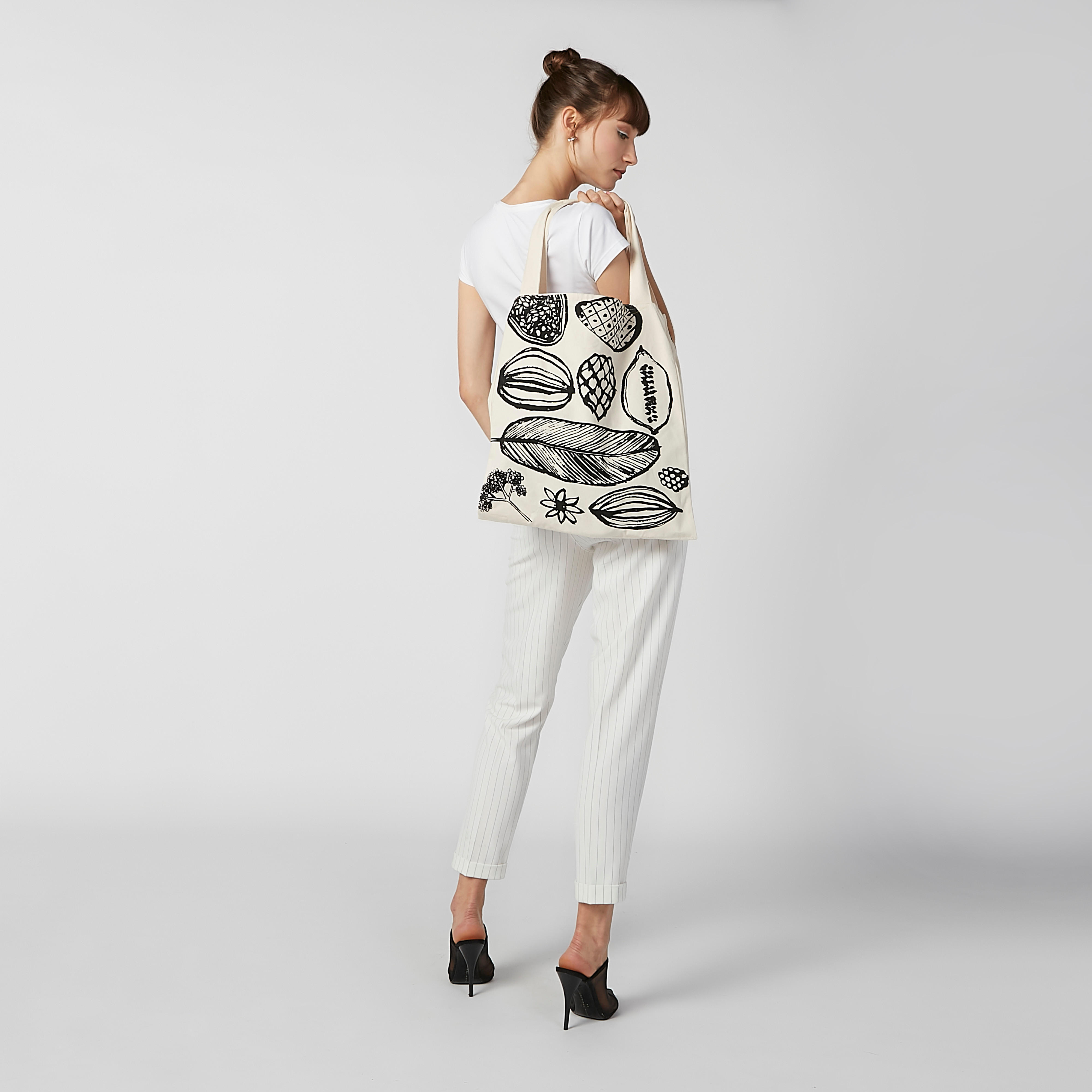 شنطة تسوّق بمقابض مزدوجة وطبعات-women-bagsandwallets-handbags-image-3