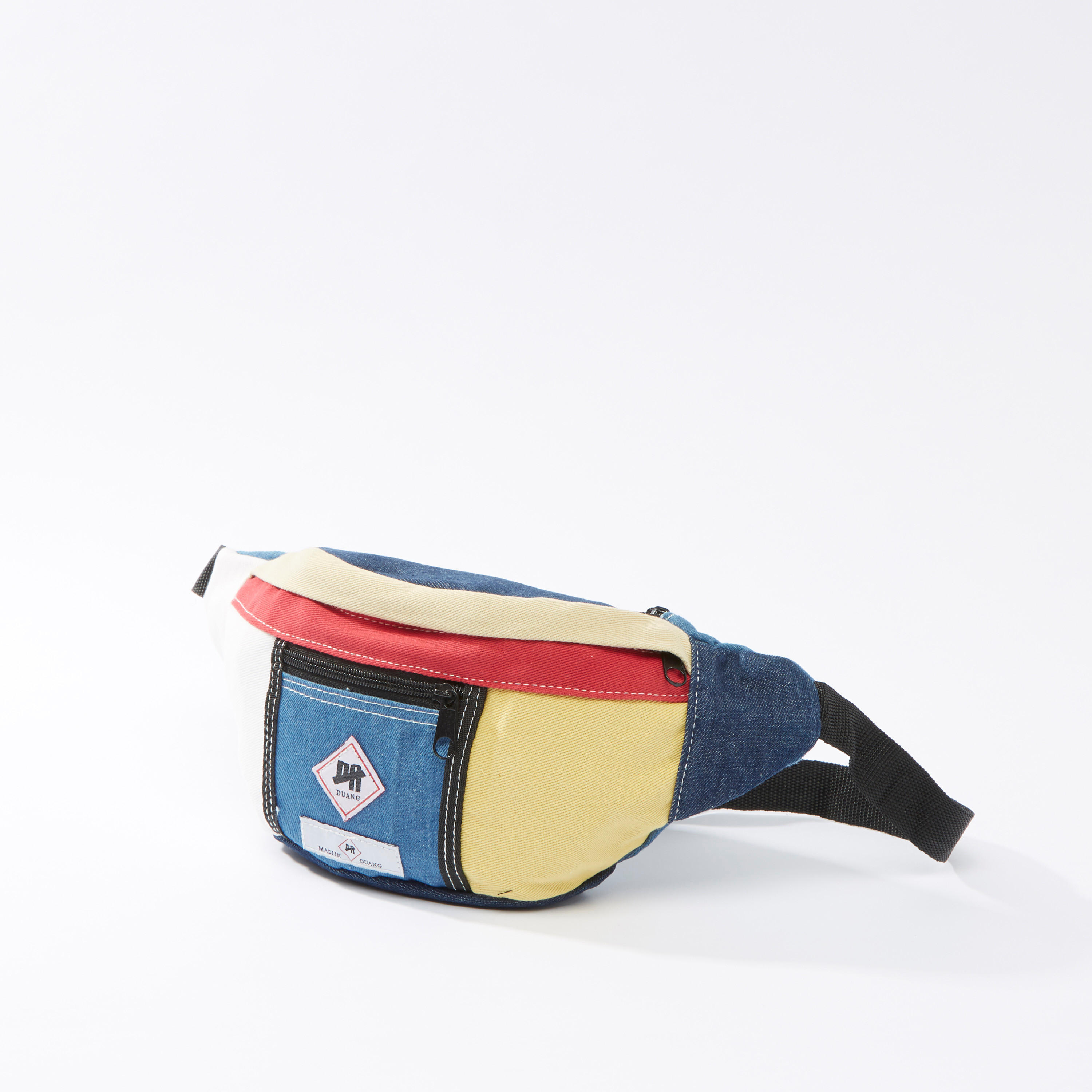 شنطة خصر بحزام قابل للتعديل وإبزيم إغلاق-women-bagsandwallets-handbags-image-1
