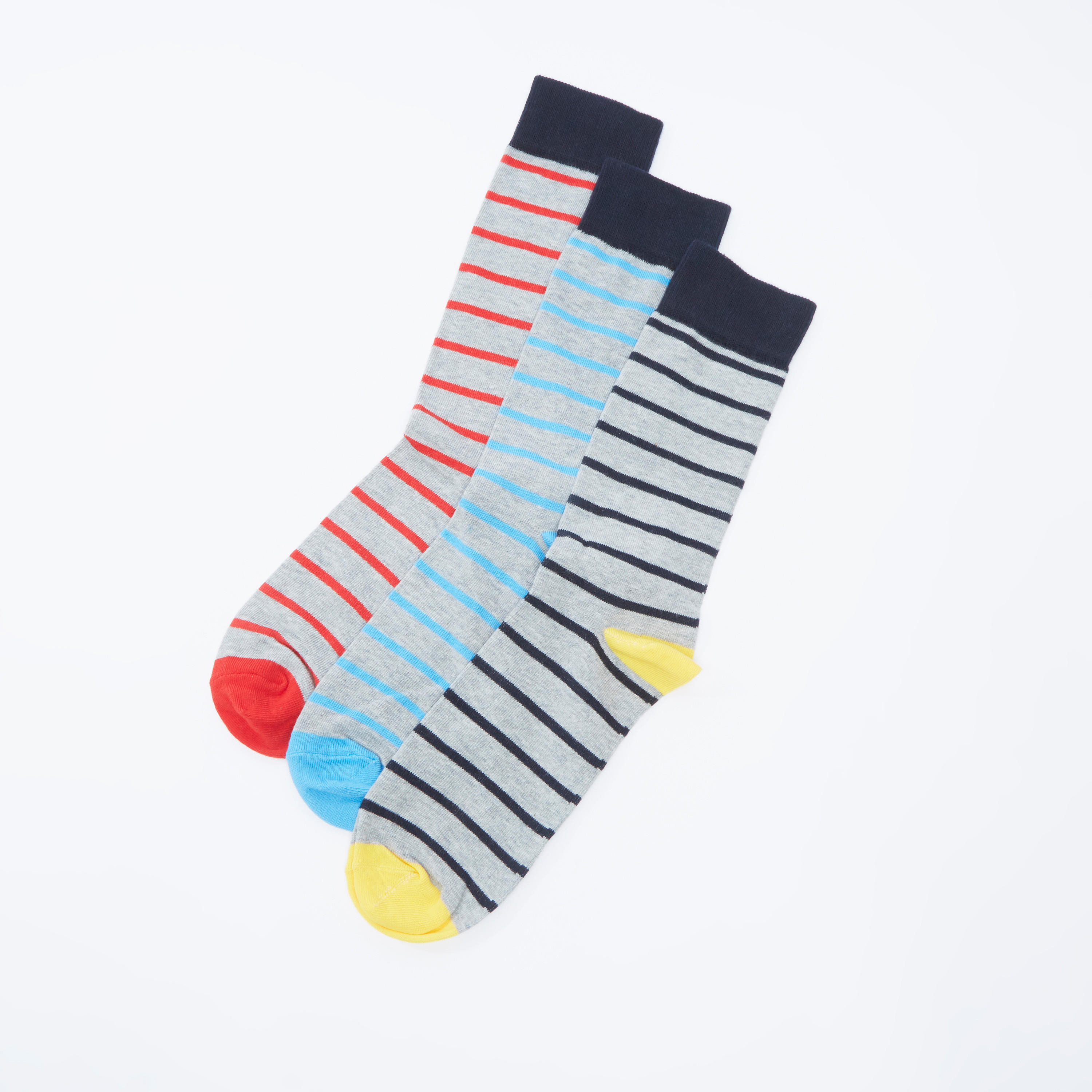 جوارب مقلّمة بطول ربلة الساق بحوّاف مطّاطية - طقم من 3 أزواج-men-socks-image-1