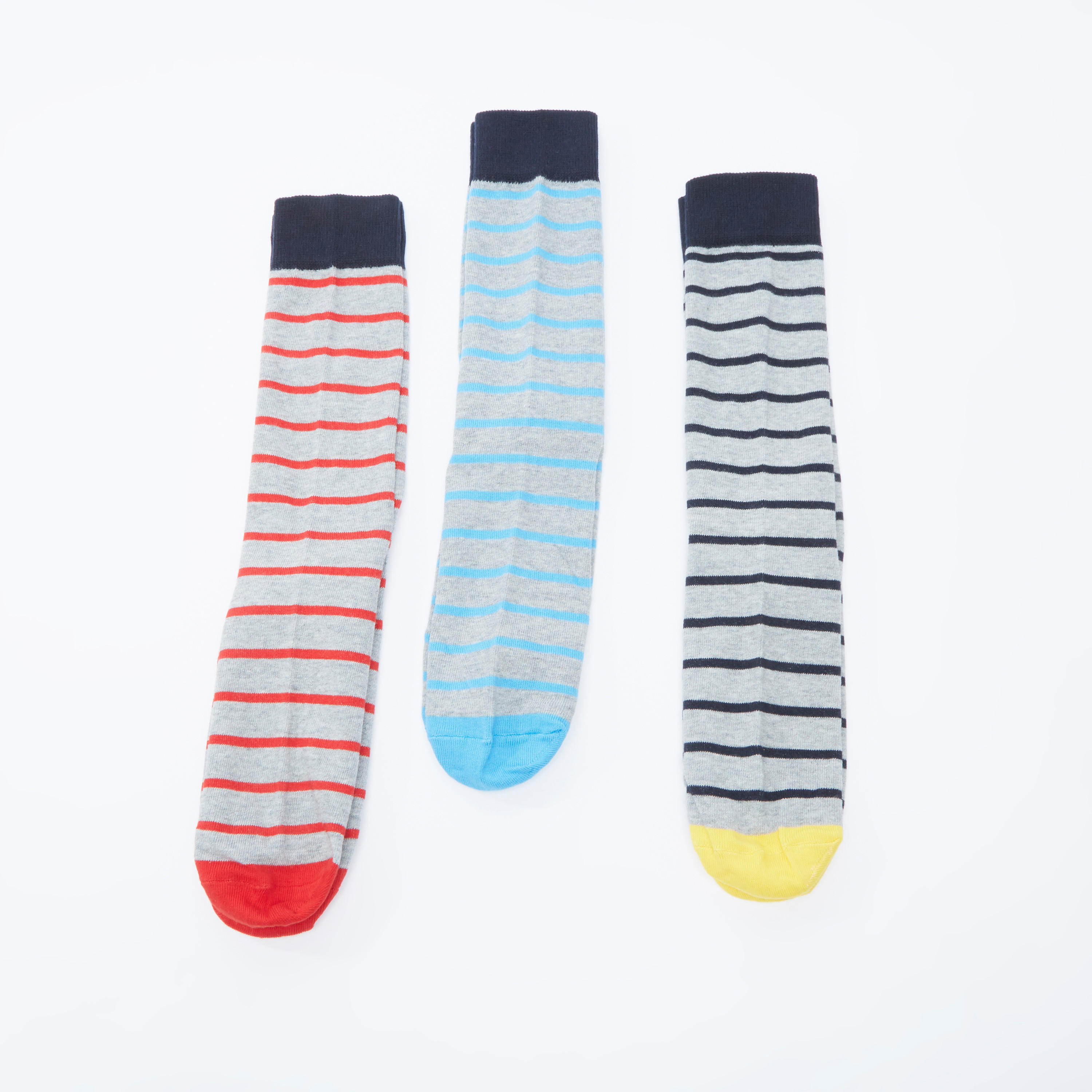جوارب مقلّمة بطول ربلة الساق بحوّاف مطّاطية - طقم من 3 أزواج-men-socks-image-3